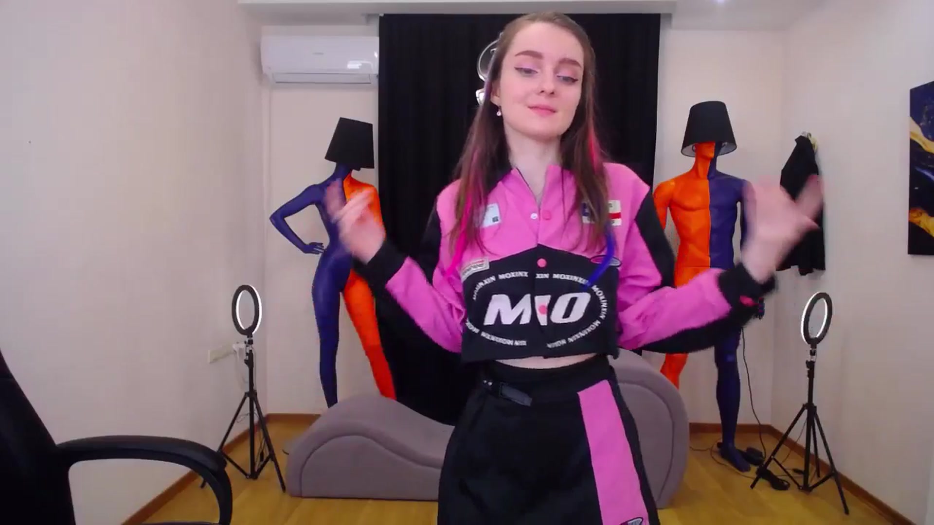 Gallery image thumbnail from Milim_Nava's myfreecams stream on, 05/21/2024, 14:01 image 18 of 20