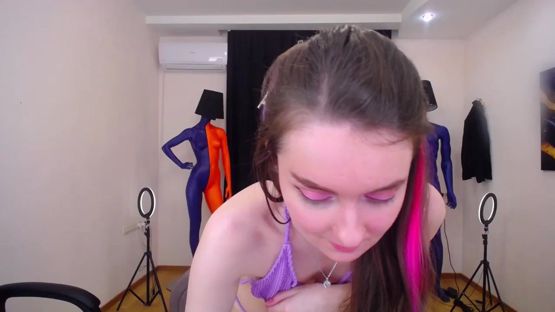 Gallery image thumbnail from Milim_Nava's myfreecams stream on, 05/21/2024, 15:38 image 7 of 20
