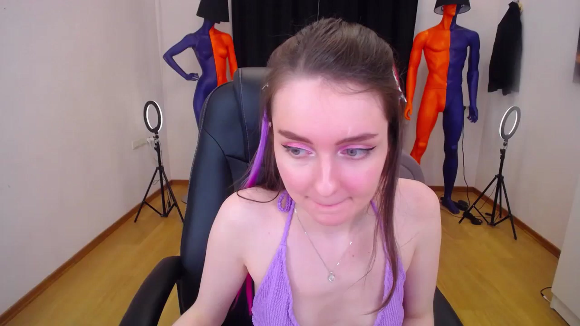 Gallery image thumbnail from Milim_Nava's myfreecams stream on, 05/21/2024, 15:38 image 18 of 20