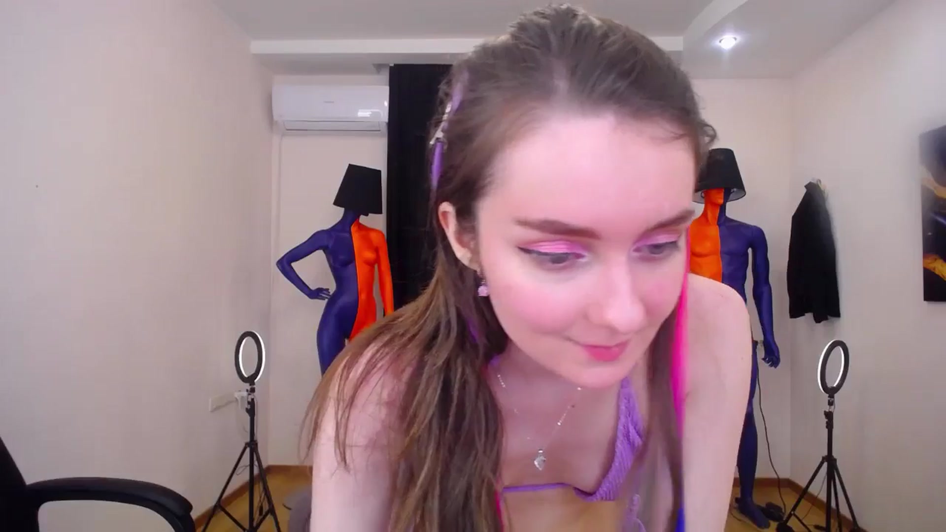 Gallery image thumbnail from Milim_Nava's myfreecams stream on, 05/21/2024, 15:38 image 16 of 20