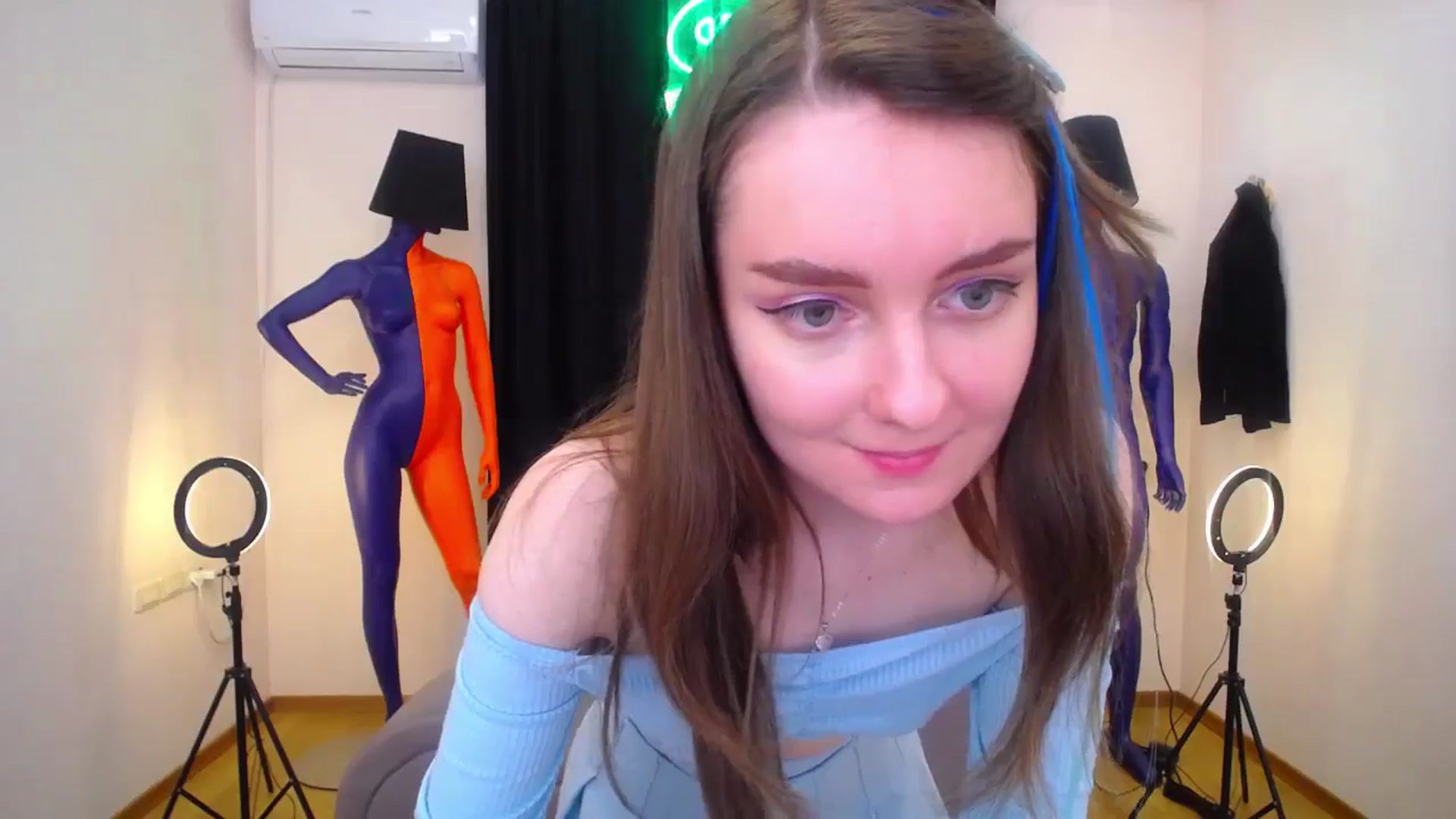 Gallery image thumbnail from Milim_Nava's myfreecams stream on, 05/22/2024, 11:36 image 18 of 20