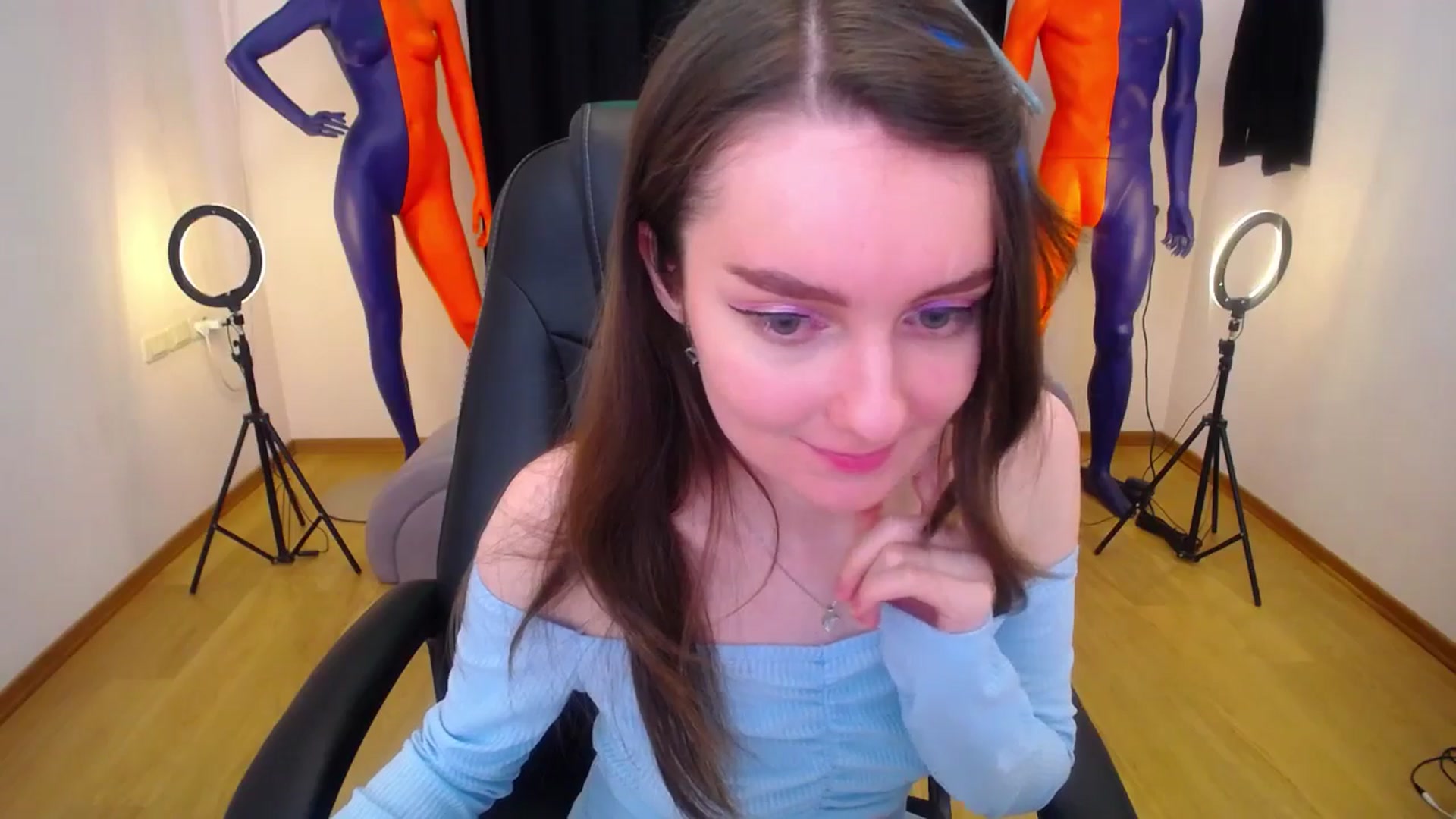 Gallery image thumbnail from Milim_Nava's myfreecams stream on, 05/22/2024, 11:36 image 4 of 20