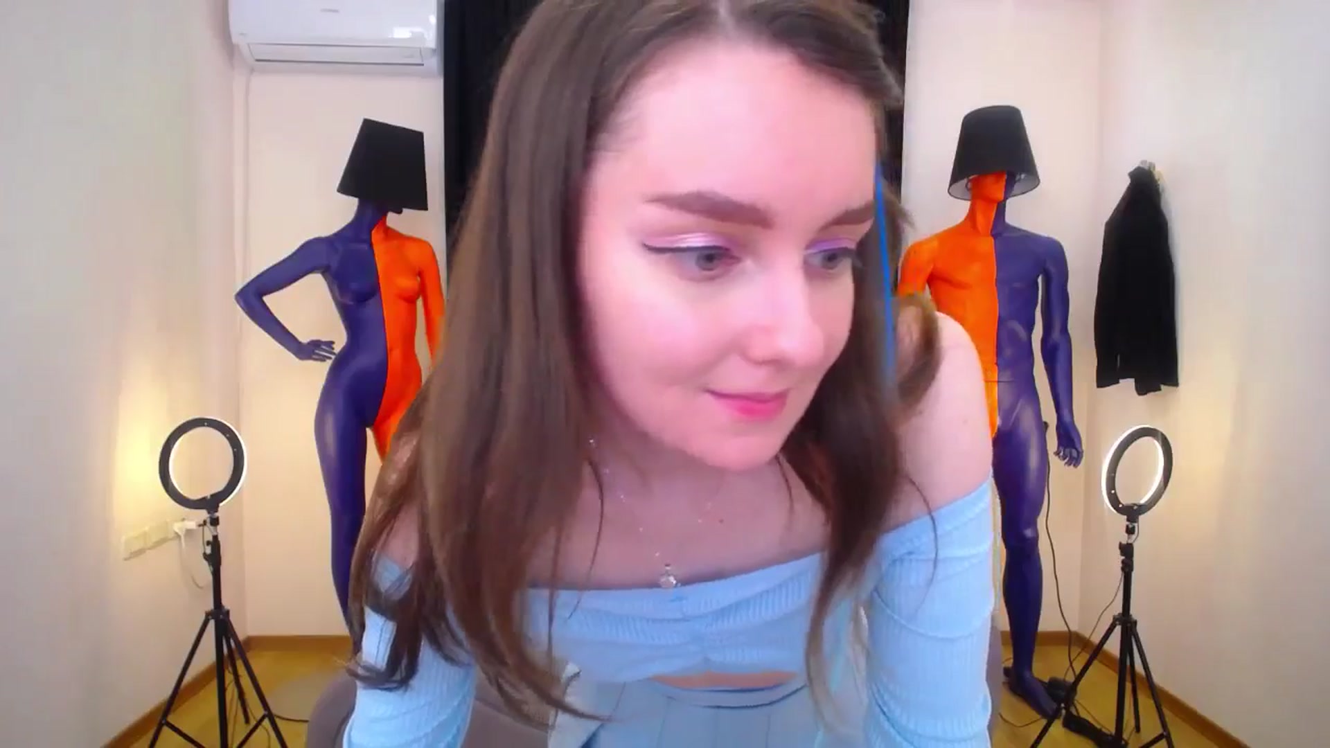 Gallery image thumbnail from Milim_Nava's myfreecams stream on, 05/22/2024, 11:36 image 16 of 20