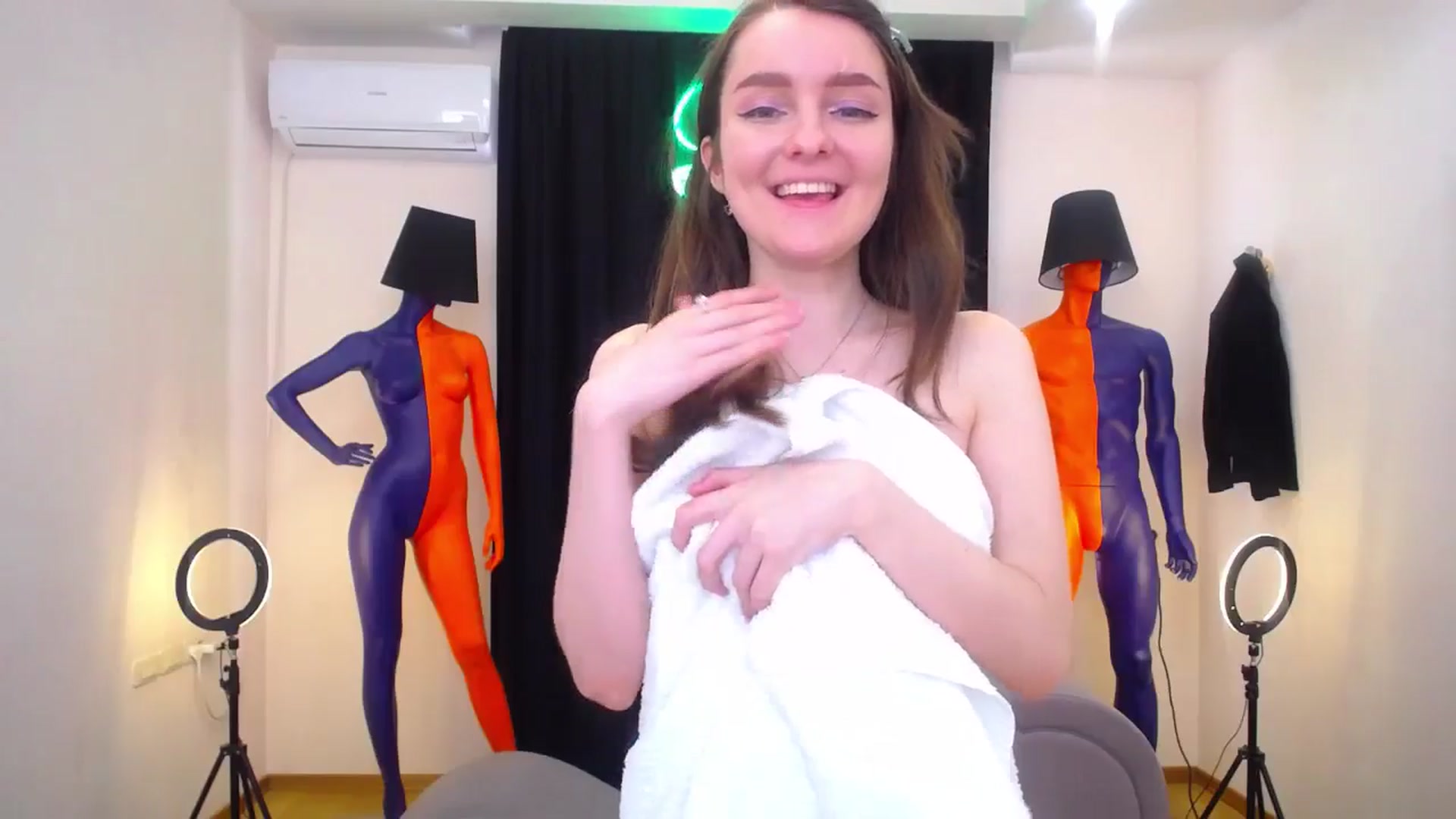 Gallery image thumbnail from Milim_Nava's myfreecams stream on, 05/22/2024, 12:46 image 3 of 20