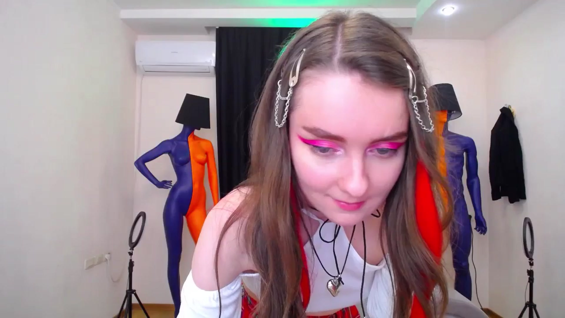 Gallery image thumbnail from Milim_Nava's myfreecams stream on, 05/27/2024, 20:28 image 8 of 20