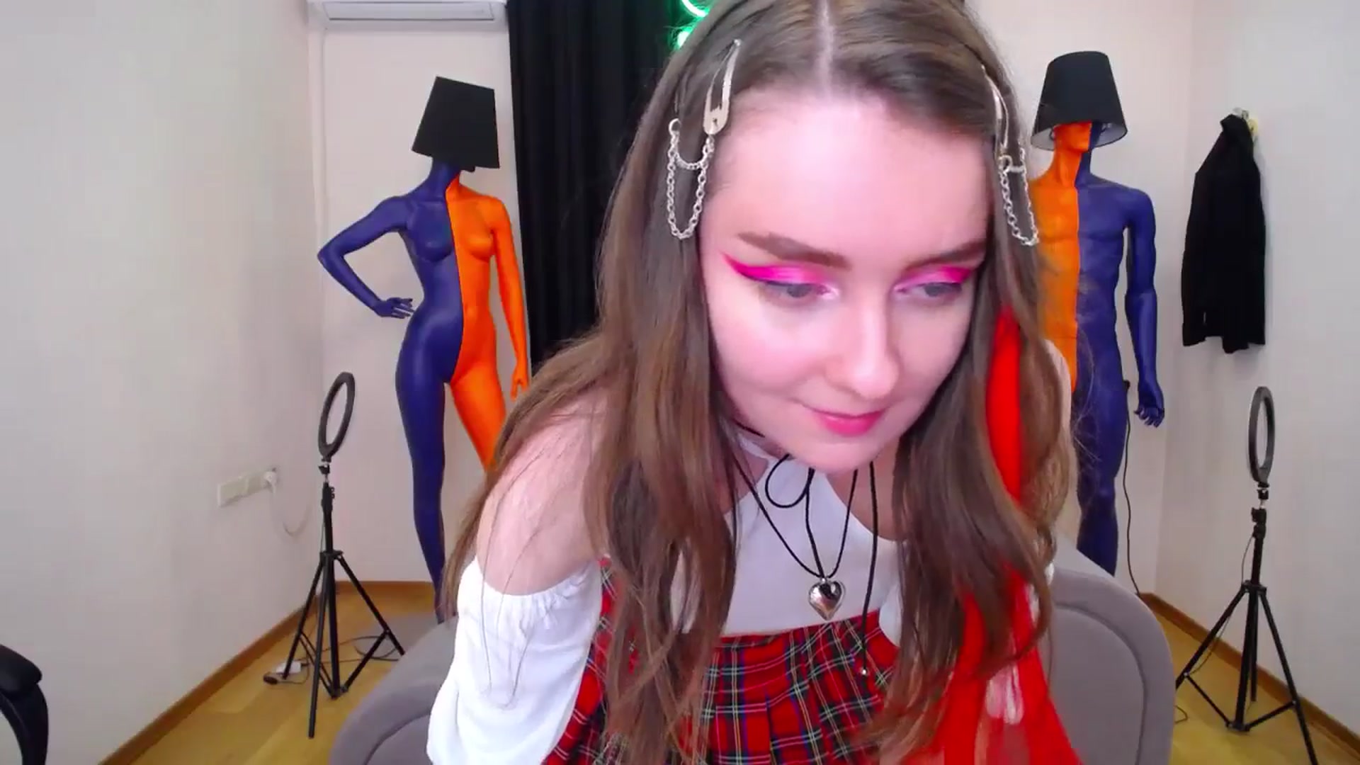Gallery image thumbnail from Milim_Nava's myfreecams stream on, 05/27/2024, 20:28 image 7 of 20