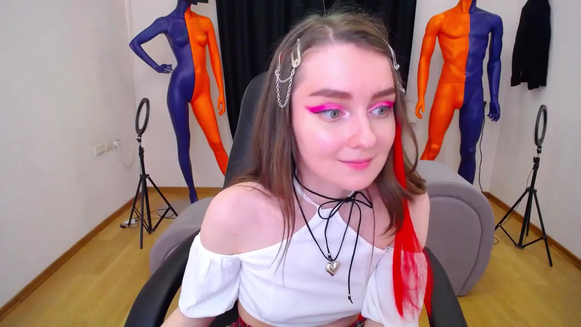 Gallery image thumbnail from Milim_Nava's myfreecams stream on, 05/27/2024, 20:28 image 16 of 20
