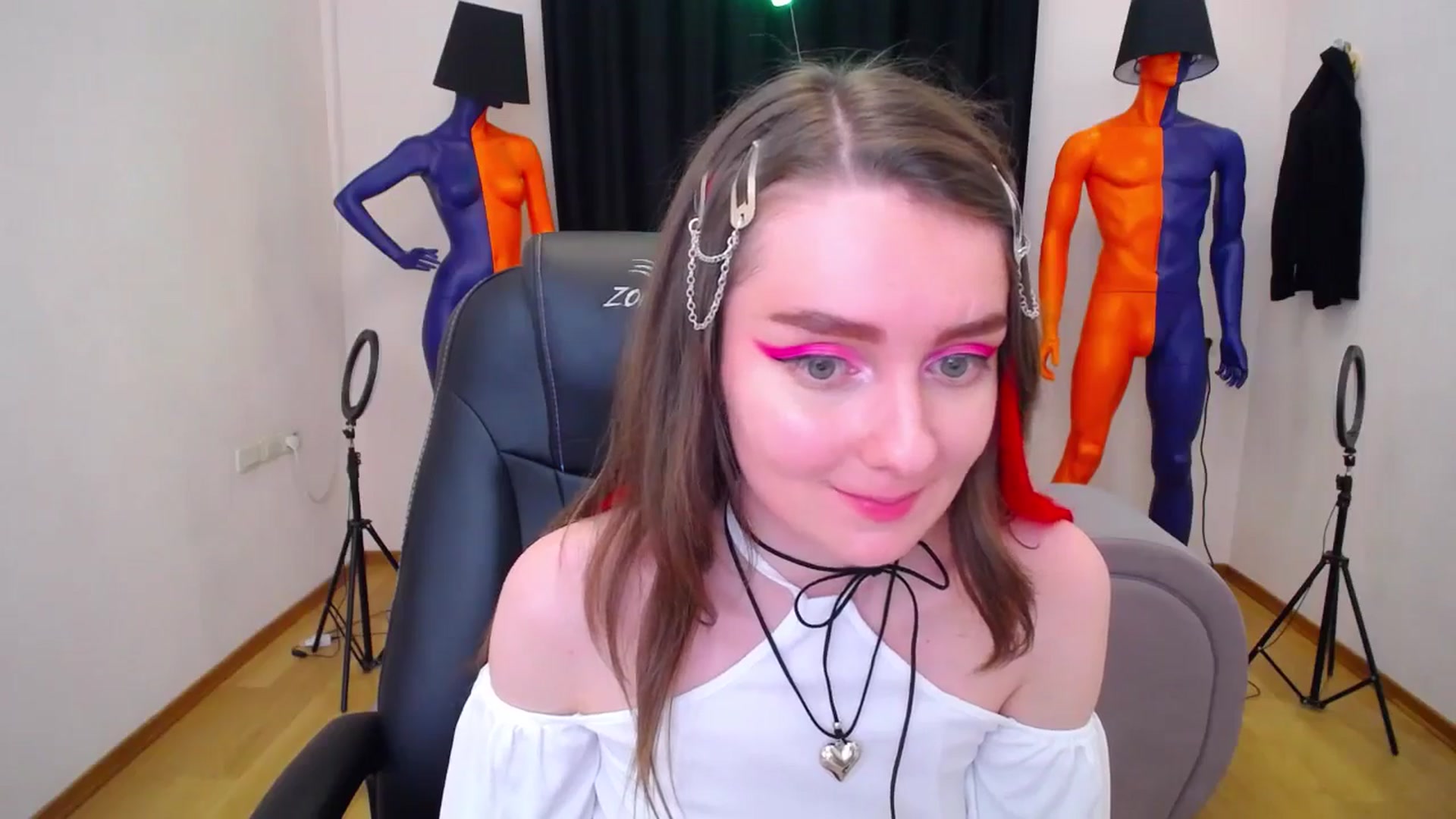 Gallery image thumbnail from Milim_Nava's myfreecams stream on, 05/27/2024, 20:28 image 19 of 20