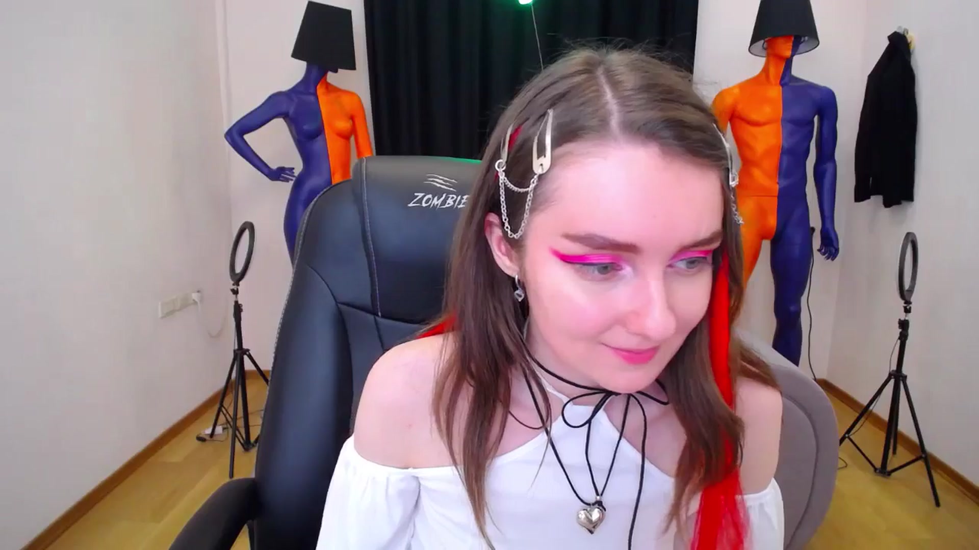 Gallery image thumbnail from Milim_Nava's myfreecams stream on, 05/27/2024, 20:28 image 20 of 20