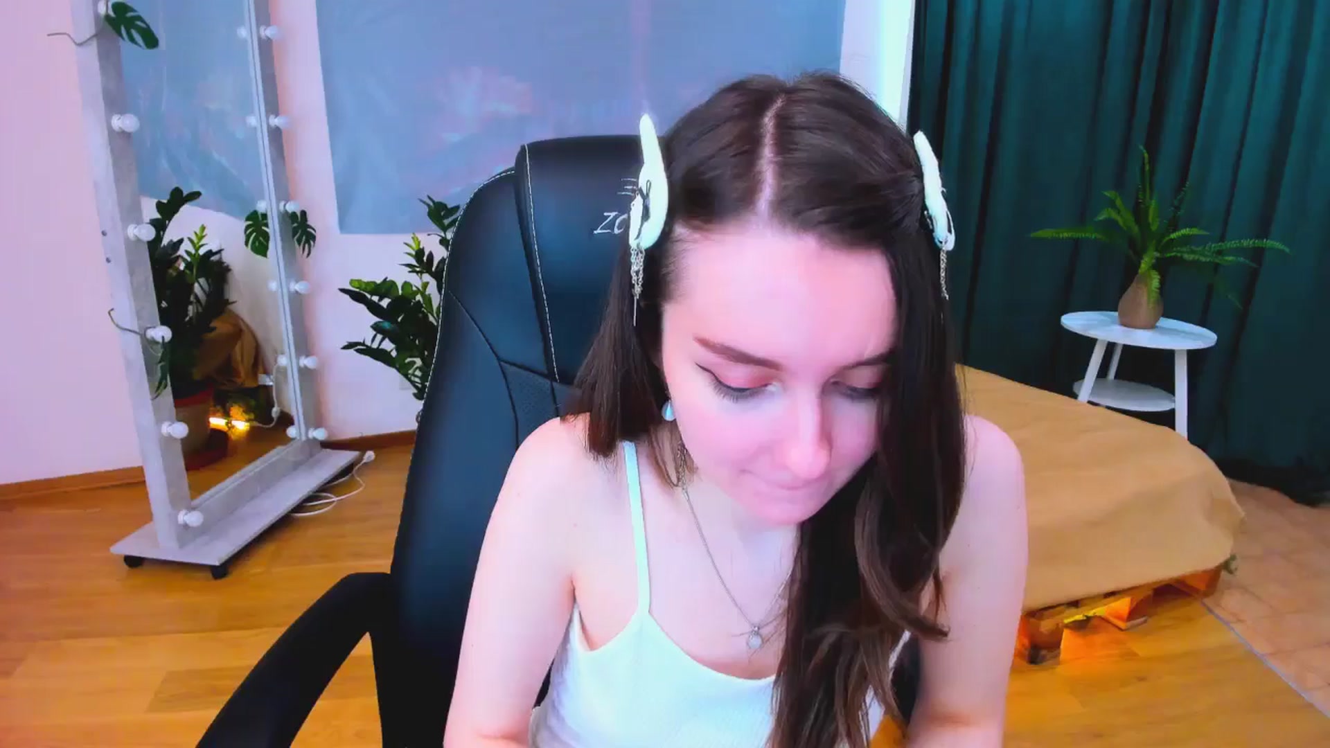 Gallery image thumbnail from Milim_Nava's myfreecams stream on, 05/30/2024, 12:11 image 2 of 20