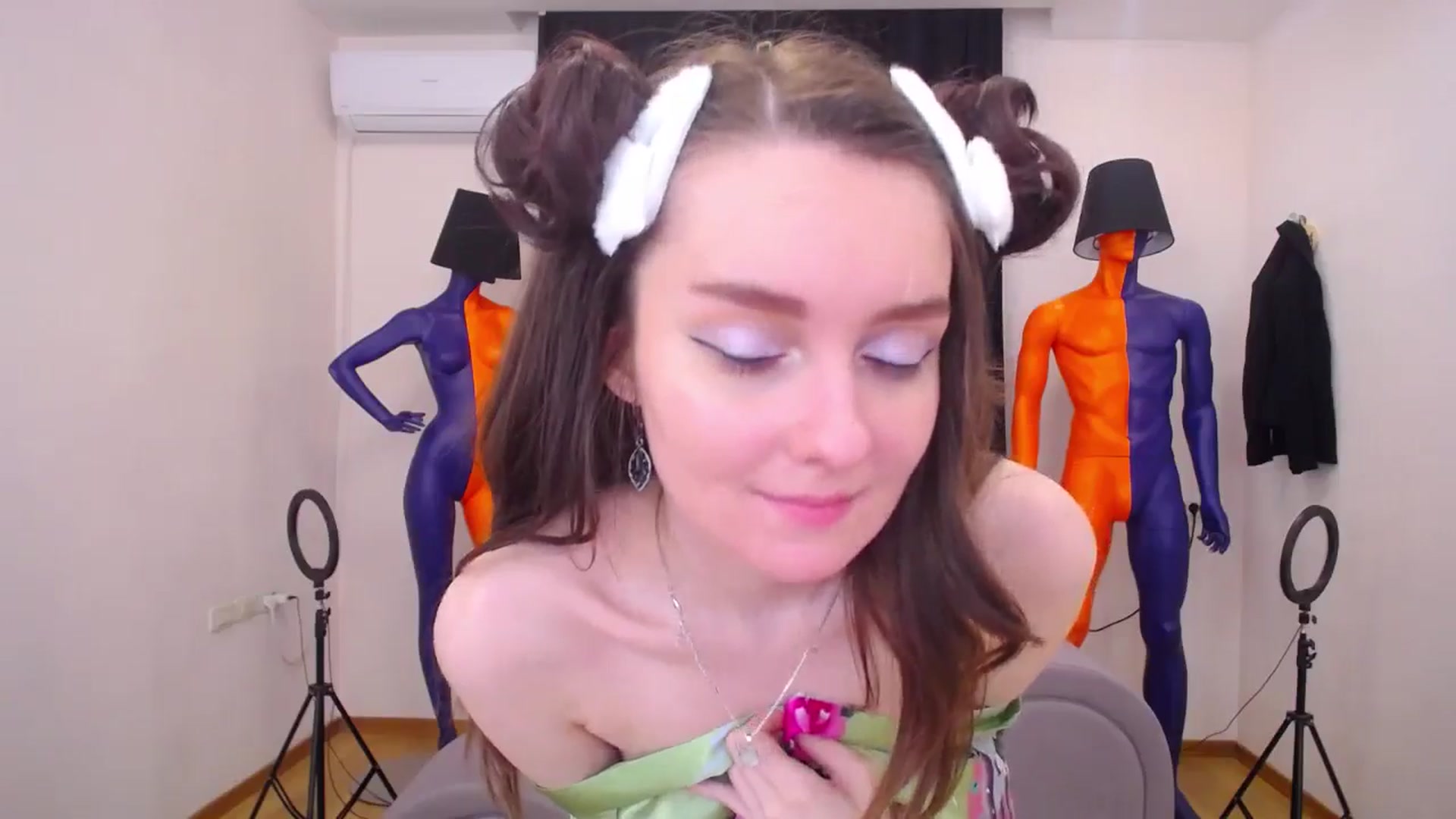 Gallery image thumbnail from Milim_Nava's myfreecams stream on, 05/31/2024, 08:19 image 8 of 20