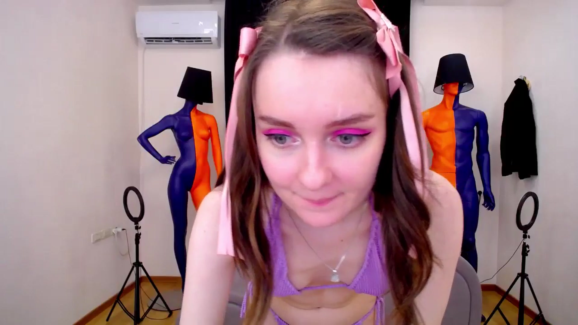Gallery image thumbnail from Milim_Nava's myfreecams stream on, 06/03/2024, 08:32 image 8 of 20