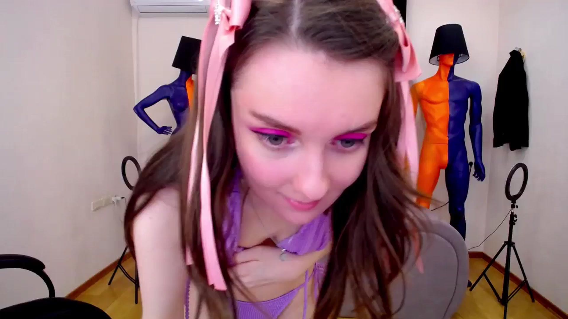 Gallery image thumbnail from Milim_Nava's myfreecams stream on, 06/03/2024, 08:32 image 18 of 20