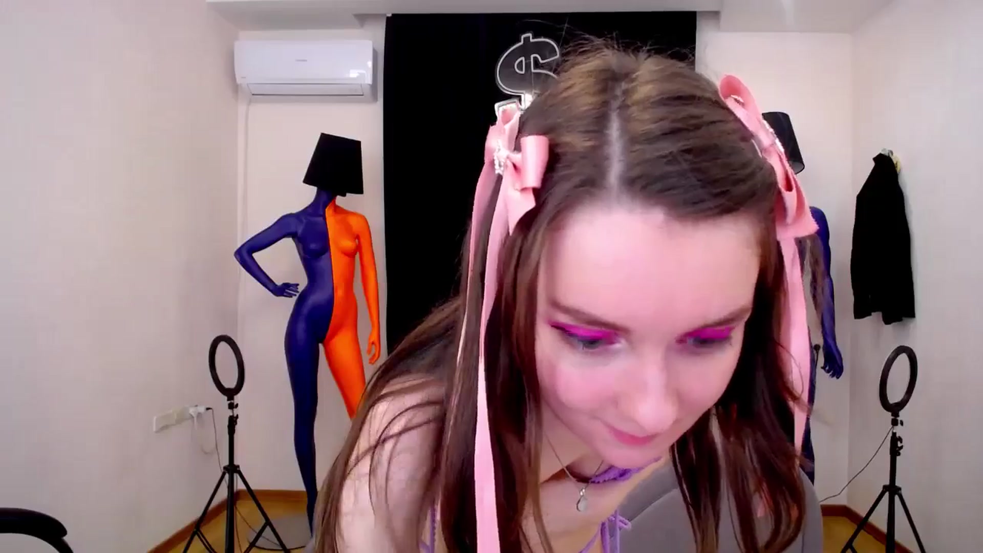 Gallery image thumbnail from Milim_Nava's myfreecams stream on, 06/03/2024, 08:32 image 16 of 20