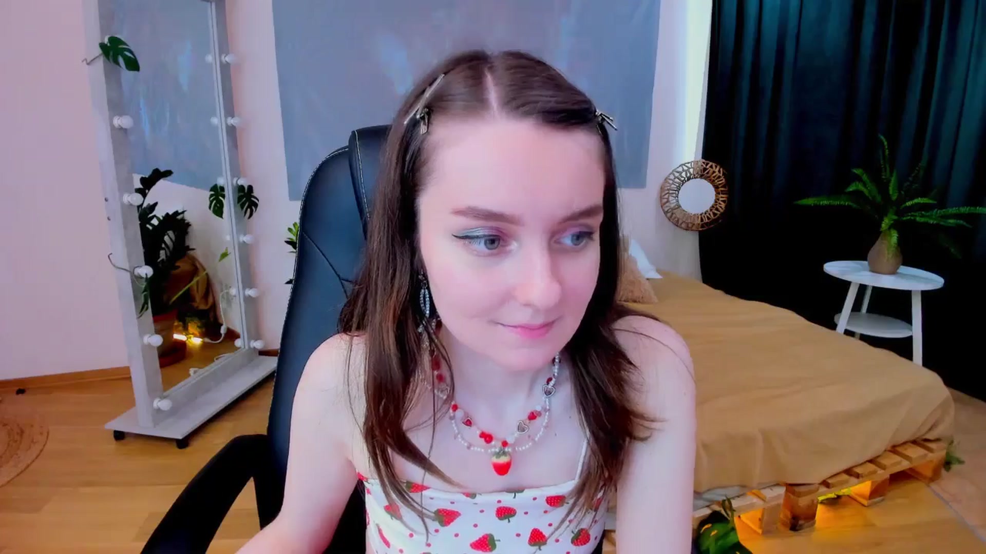 Gallery image thumbnail from Milim_Nava's myfreecams stream on, 06/04/2024, 12:27 image 17 of 20