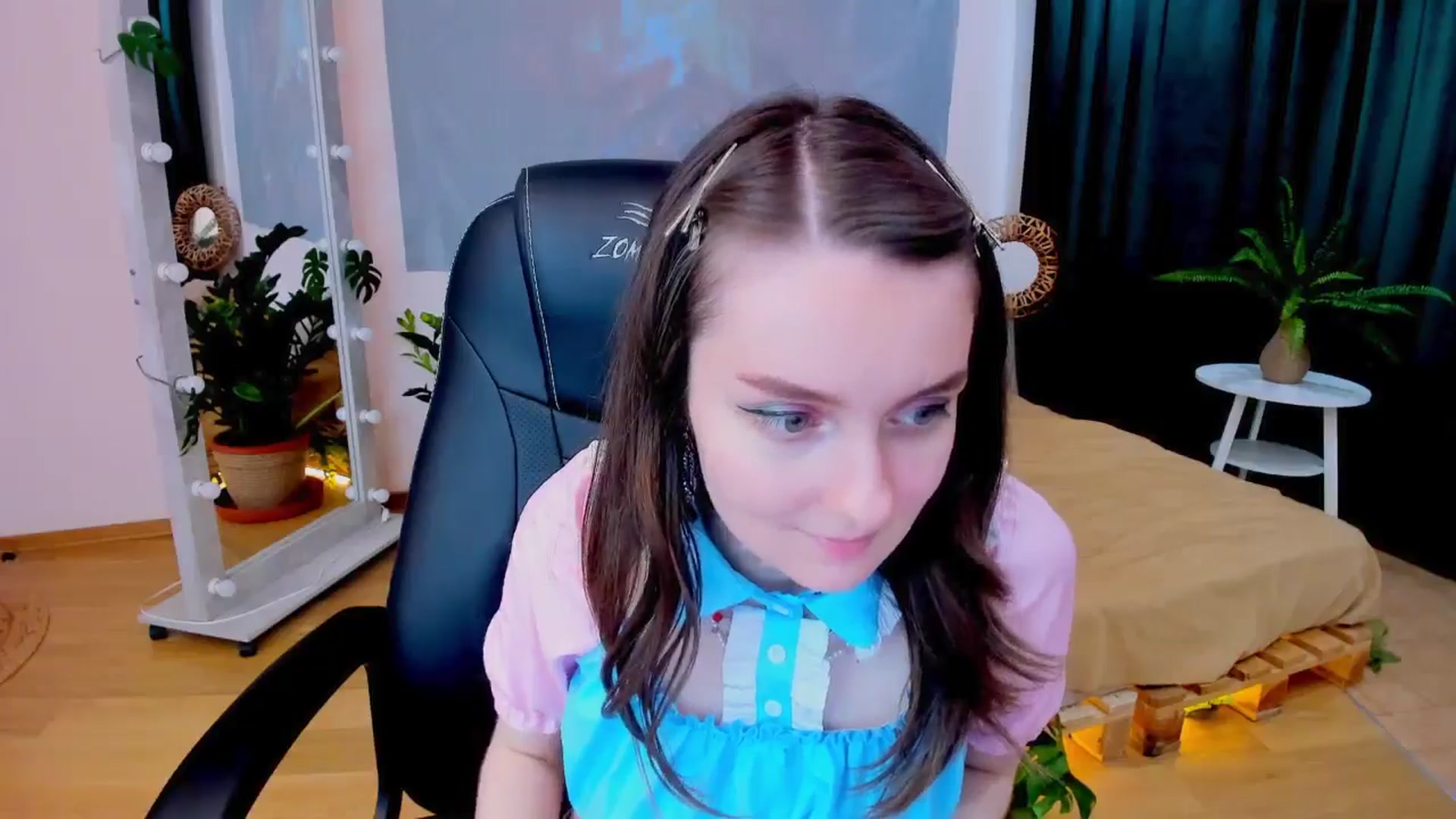 Gallery image thumbnail from Milim_Nava's myfreecams stream on, 06/04/2024, 15:08 image 18 of 20