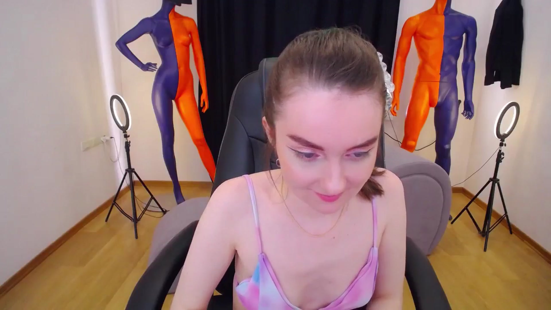 Gallery image thumbnail from Milim_Nava's myfreecams stream on, 06/11/2024, 14:18 image 12 of 20