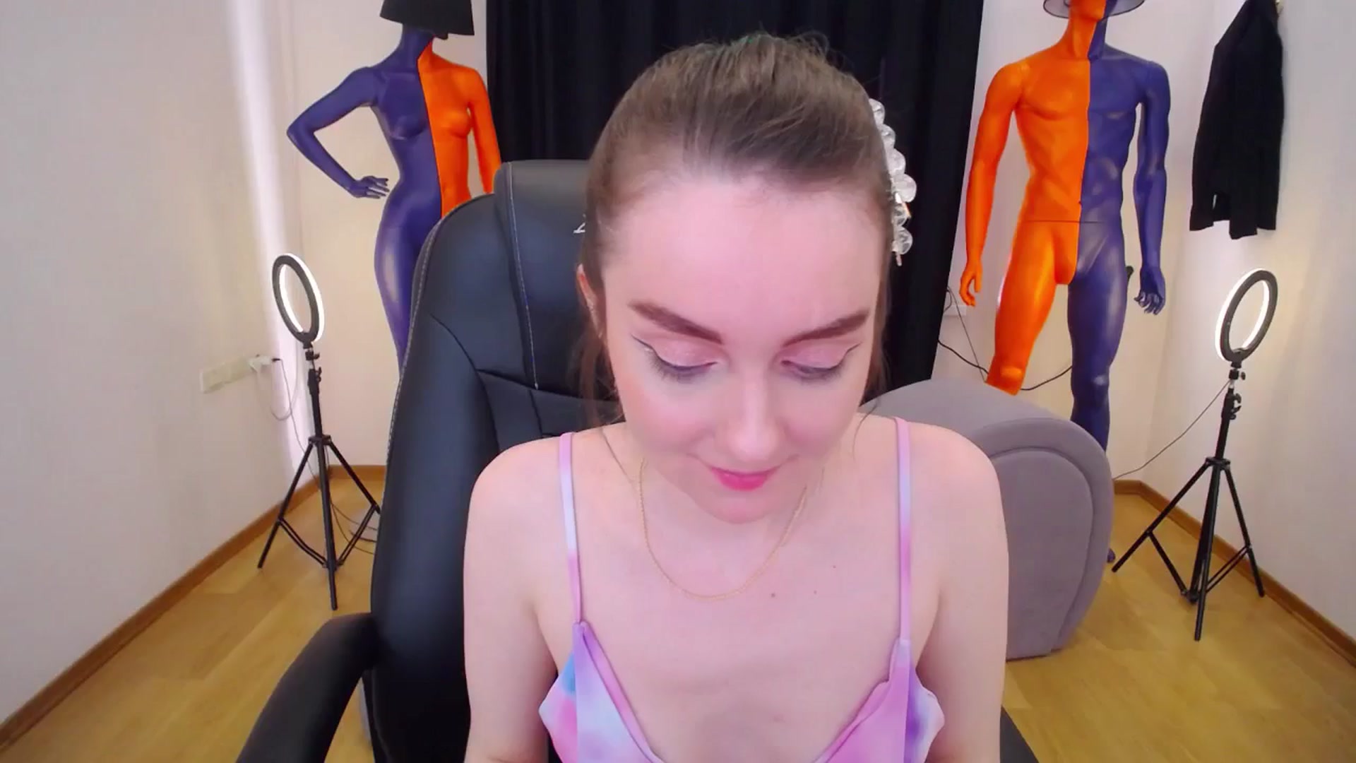 Gallery image thumbnail from Milim_Nava's myfreecams stream on, 06/11/2024, 14:18 image 14 of 20