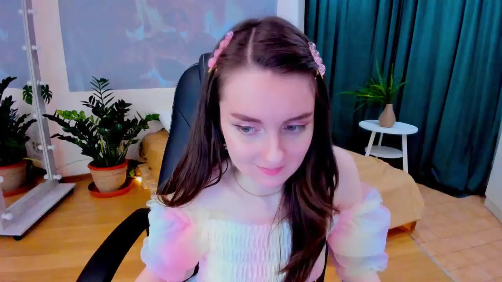 Gallery image thumbnail from Milim_Nava's myfreecams stream on, 06/13/2024, 07:47 image 8 of 20