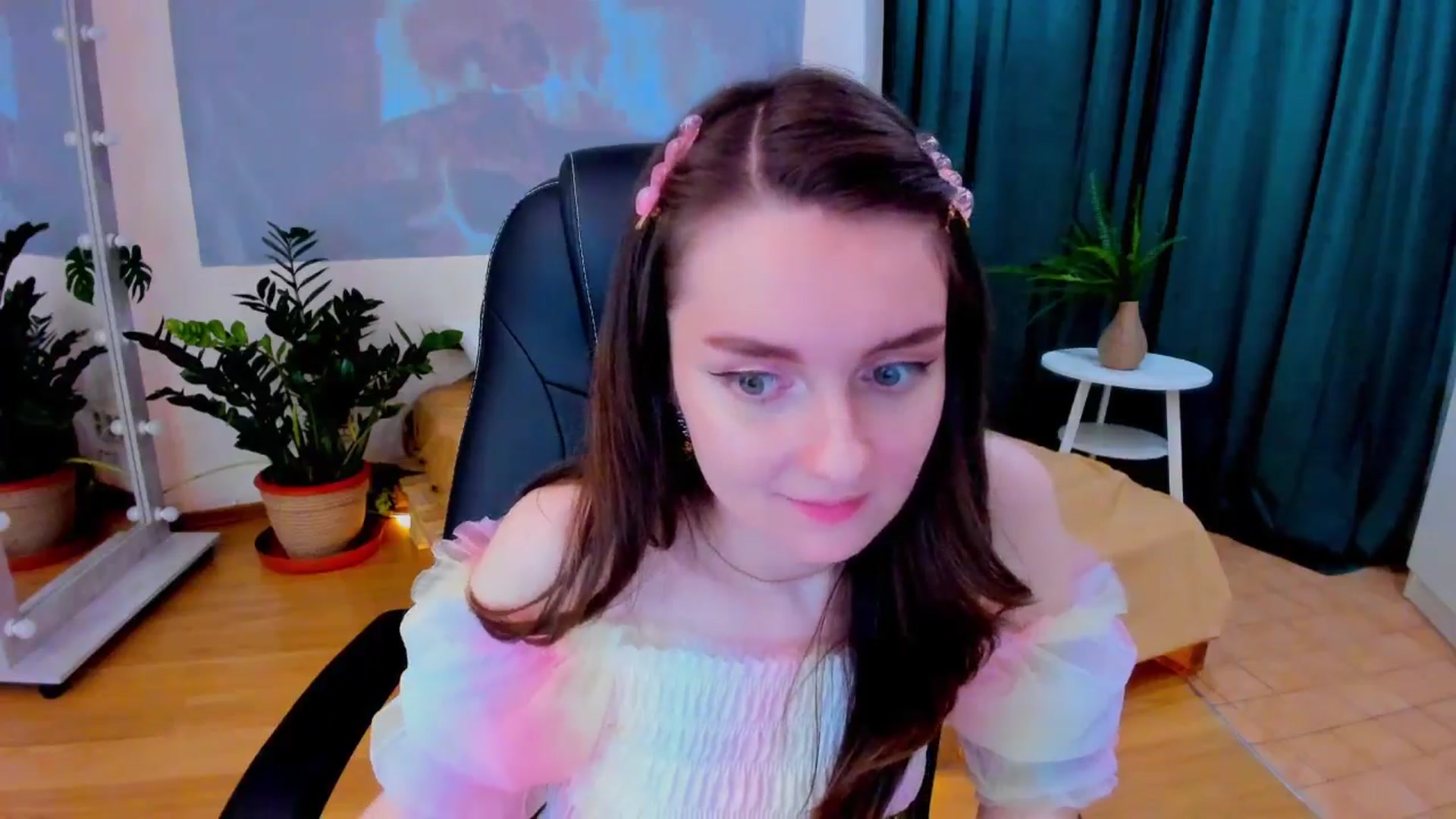 Gallery image thumbnail from Milim_Nava's myfreecams stream on, 06/13/2024, 07:47 image 2 of 20