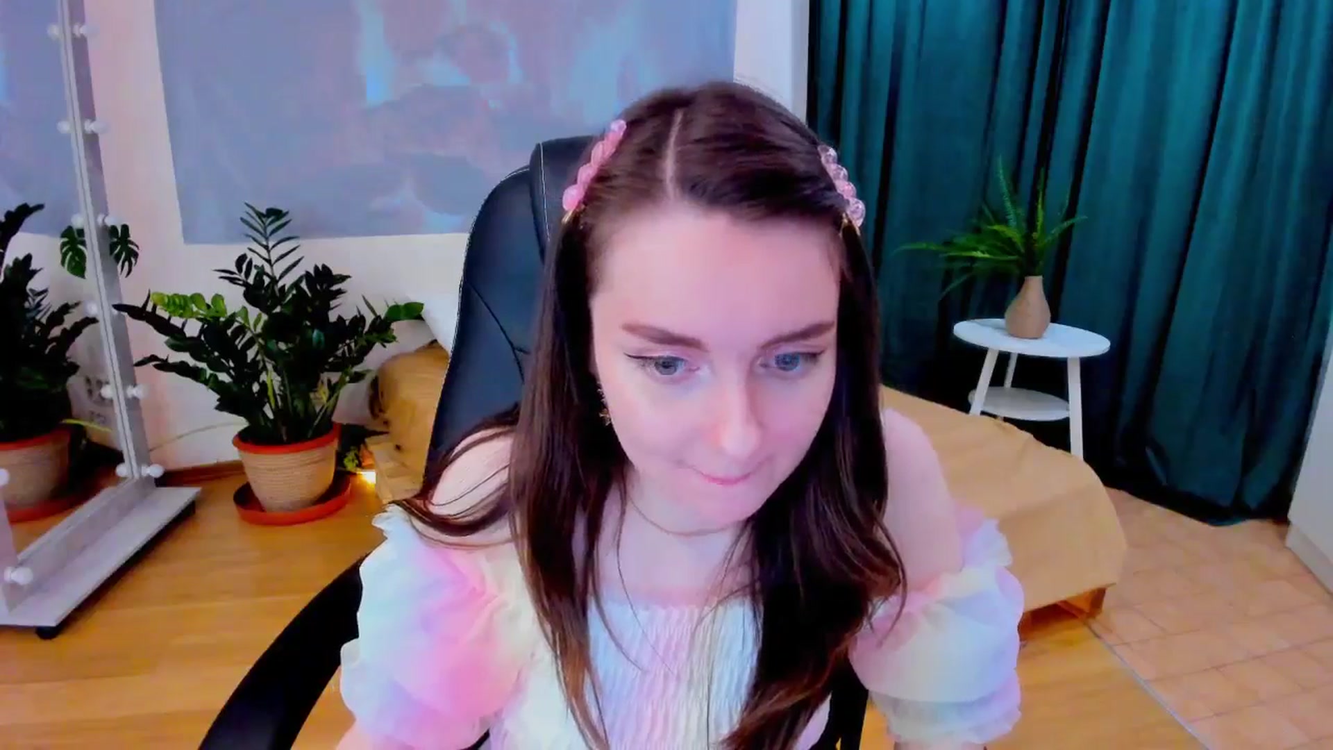 Gallery image thumbnail from Milim_Nava's myfreecams stream on, 06/13/2024, 07:47 image 10 of 20