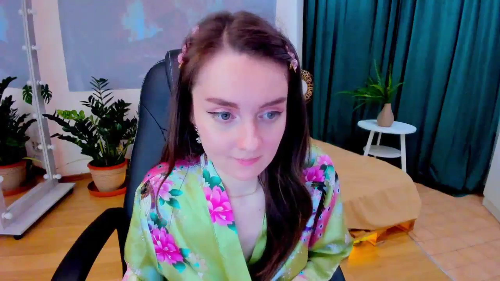 Gallery image thumbnail from Milim_Nava's myfreecams stream on, 06/13/2024, 09:30 image 17 of 20