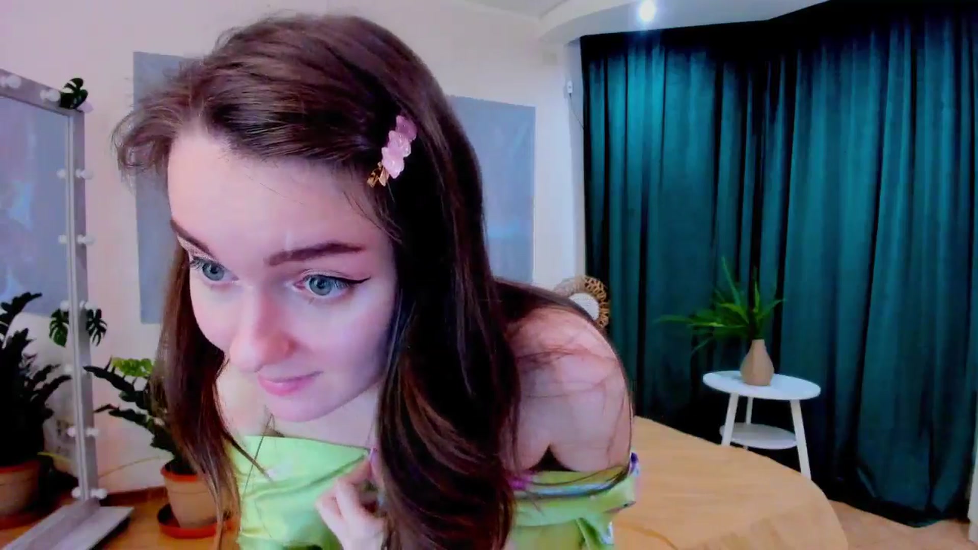 Gallery image thumbnail from Milim_Nava's myfreecams stream on, 06/13/2024, 09:50 image 11 of 20