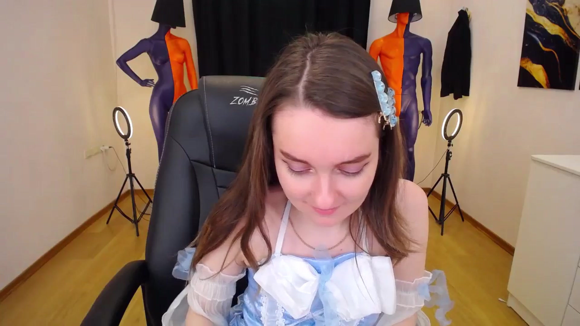 Gallery image thumbnail from Milim_Nava's myfreecams stream on, 06/14/2024, 12:14 image 15 of 20