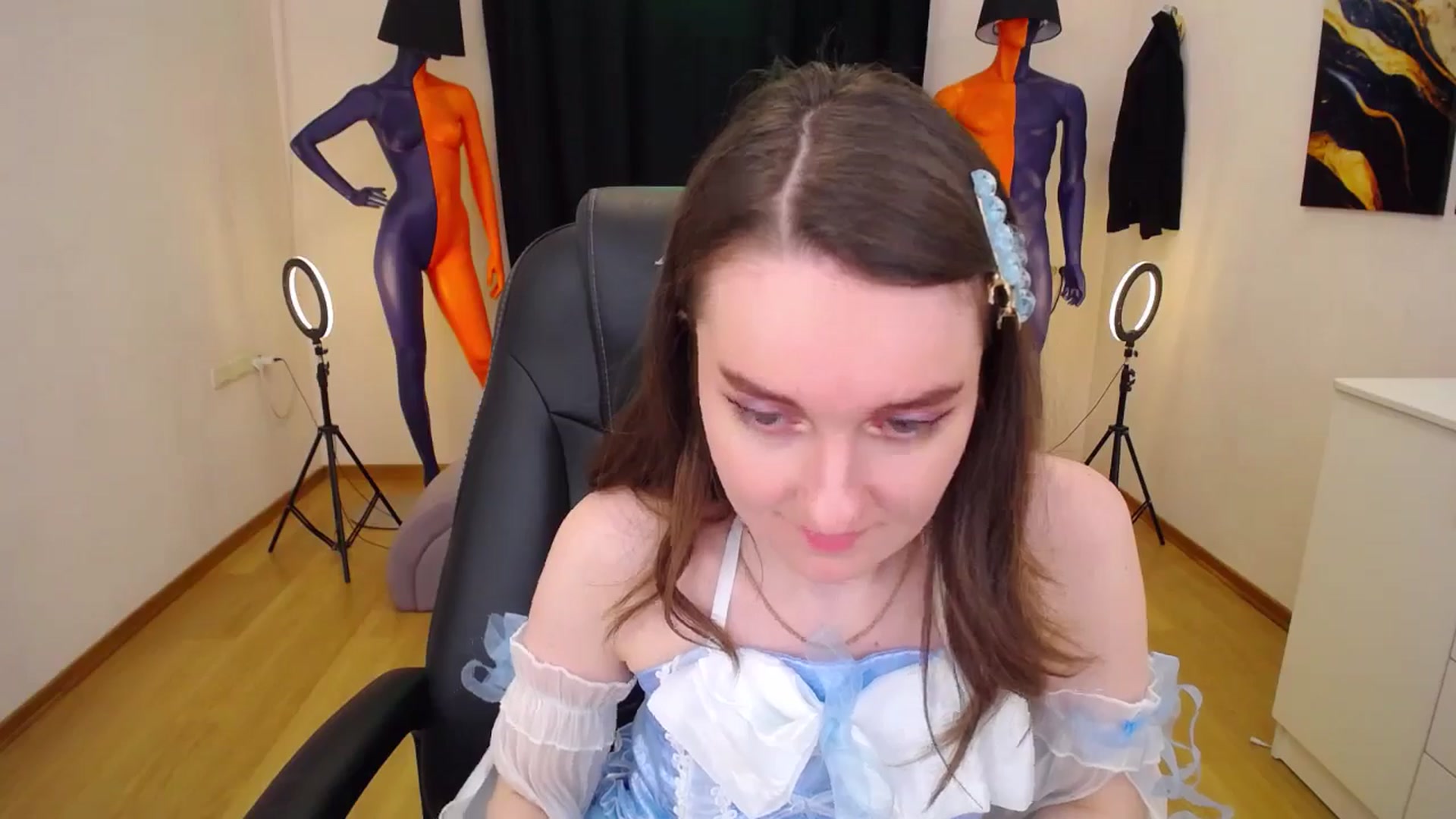 Gallery image thumbnail from Milim_Nava's myfreecams stream on, 06/14/2024, 12:14 image 19 of 20