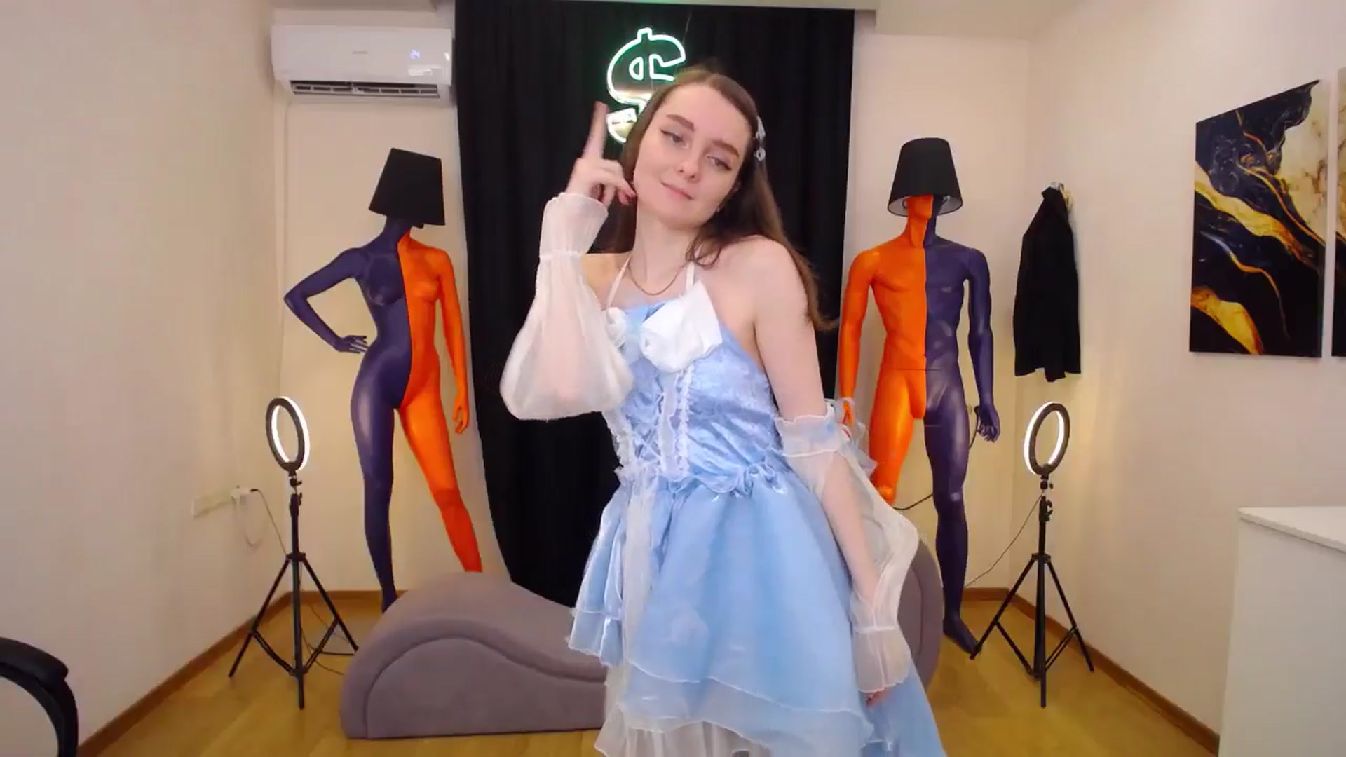 Gallery image thumbnail from Milim_Nava's myfreecams stream on, 06/14/2024, 12:14 image 18 of 20