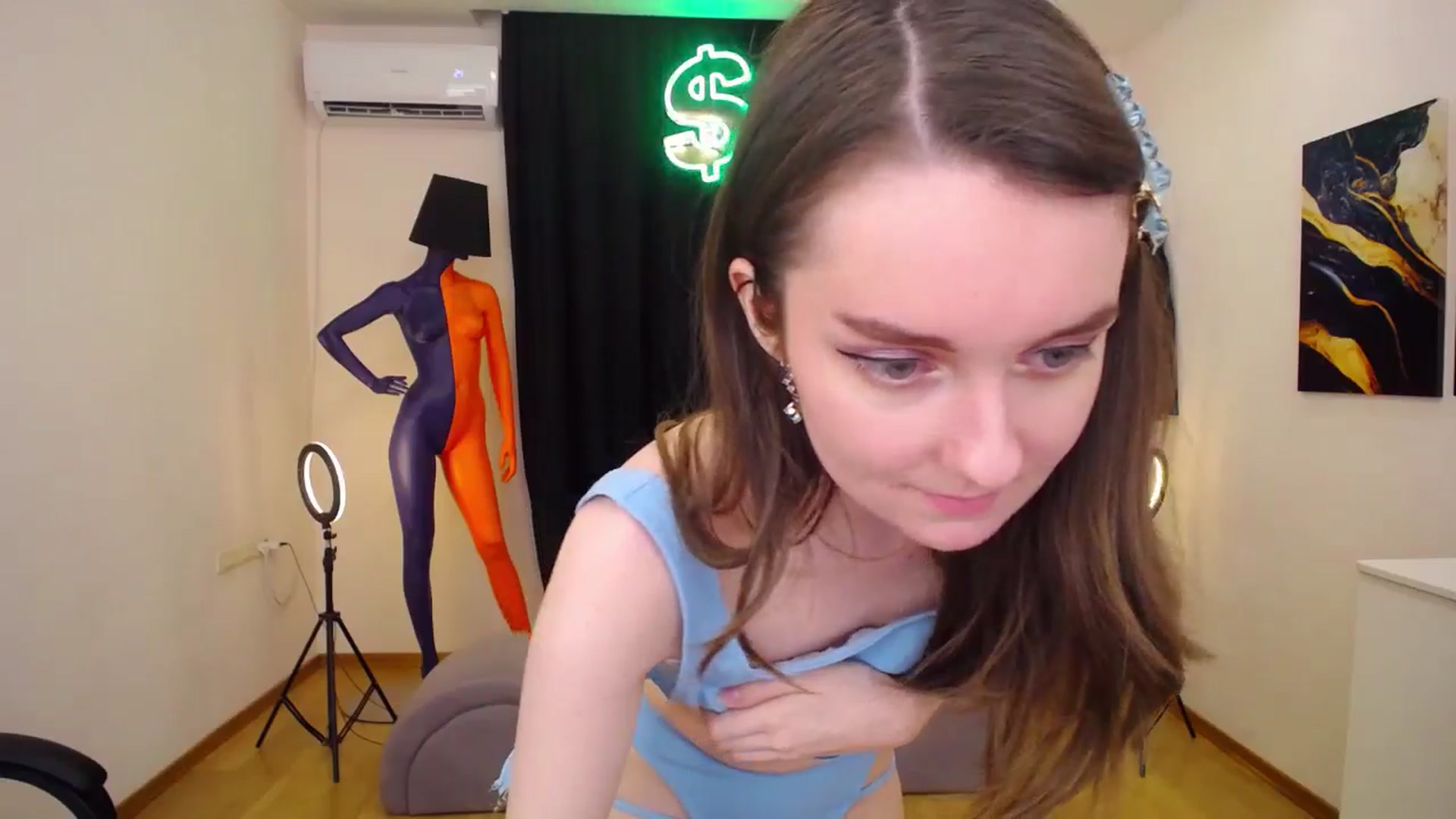 Gallery image thumbnail from Milim_Nava's myfreecams stream on, 06/14/2024, 14:07 image 15 of 20