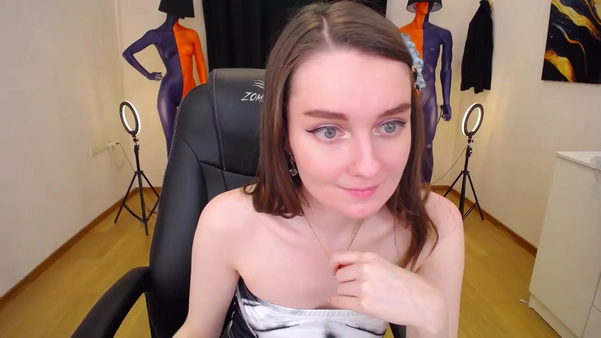 Gallery image thumbnail from Milim_Nava's myfreecams stream on, 06/14/2024, 17:03 image 1 of 20