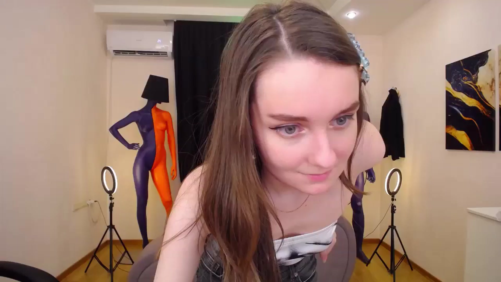 Gallery image thumbnail from Milim_Nava's myfreecams stream on, 06/14/2024, 17:03 image 15 of 20