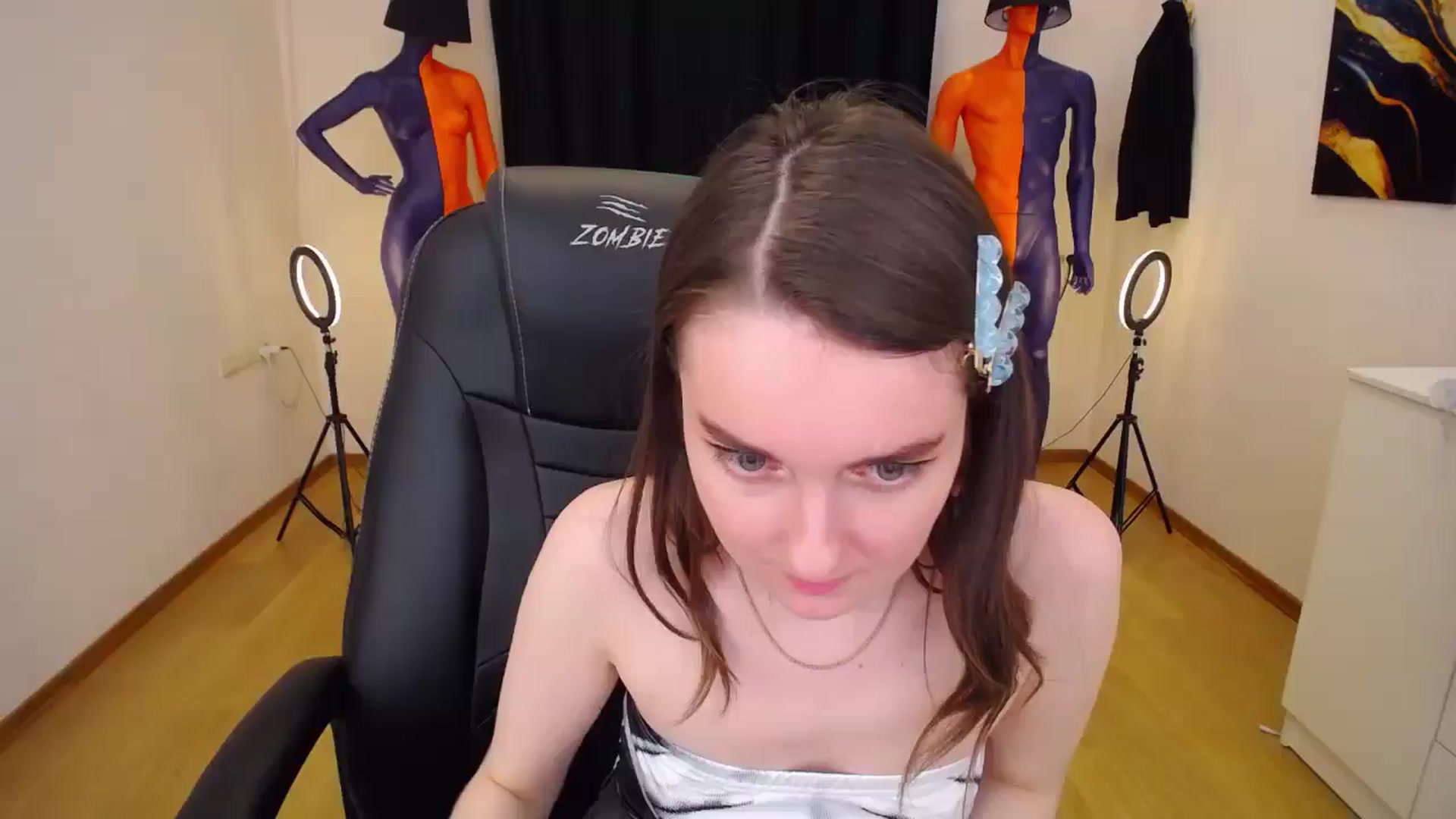 Gallery image thumbnail from Milim_Nava's myfreecams stream on, 06/14/2024, 17:03 image 7 of 20