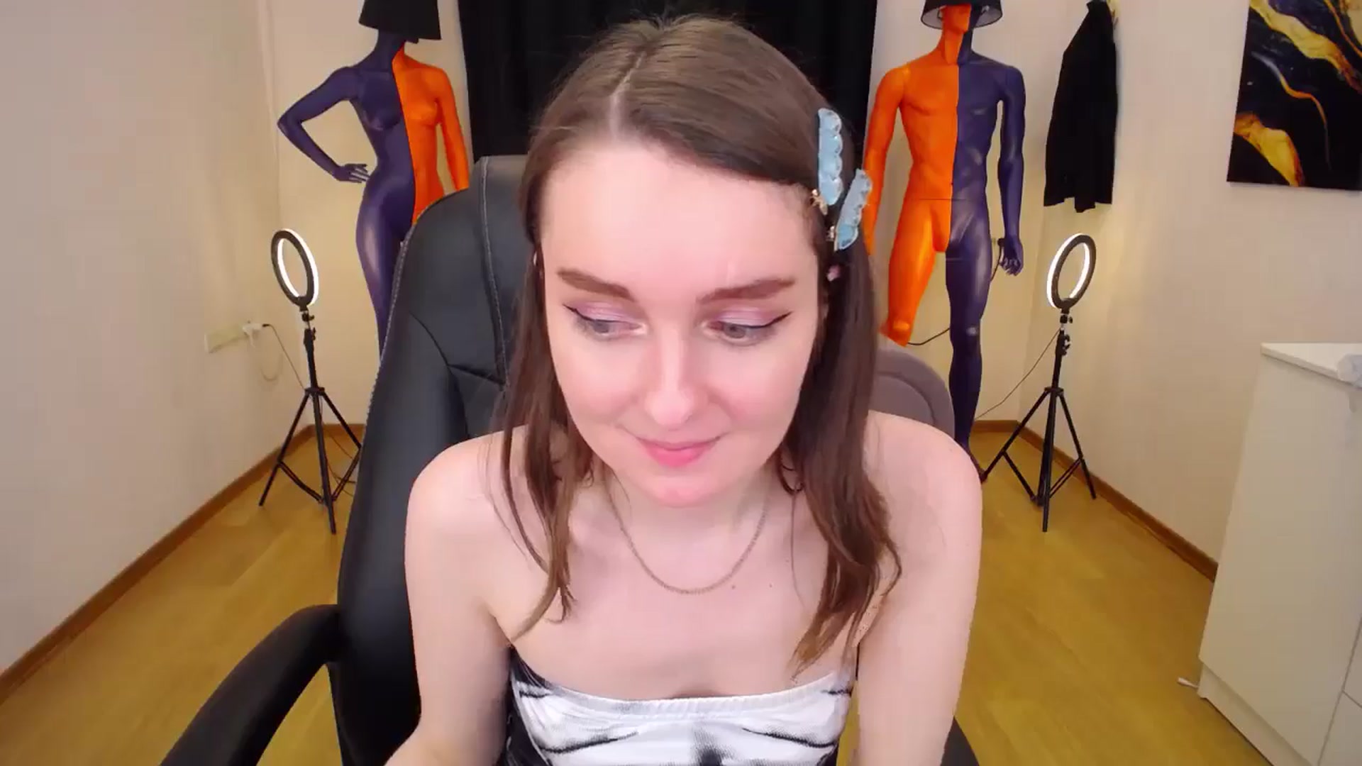 Gallery image thumbnail from Milim_Nava's myfreecams stream on, 06/14/2024, 17:03 image 5 of 20