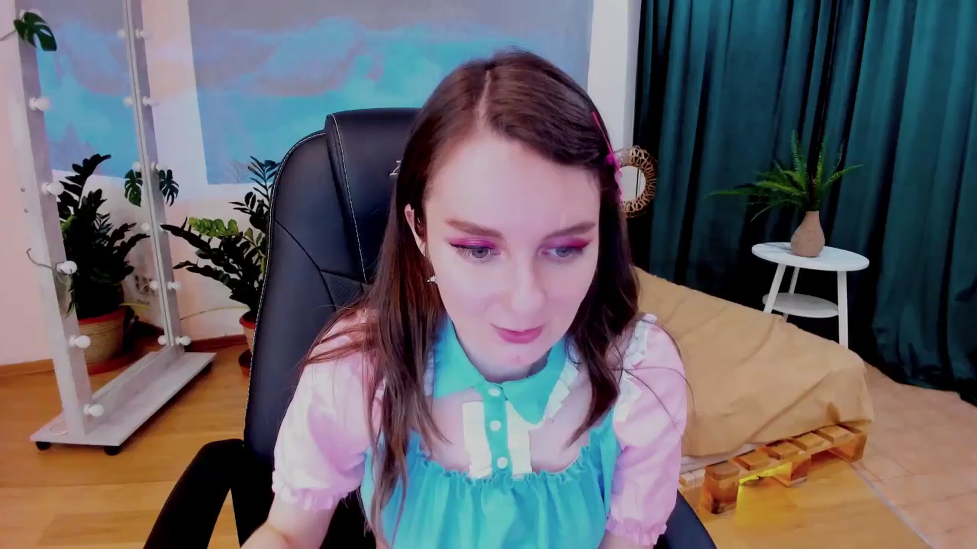 Gallery image thumbnail from Milim_Nava's myfreecams stream on, 06/16/2024, 10:20 image 6 of 20