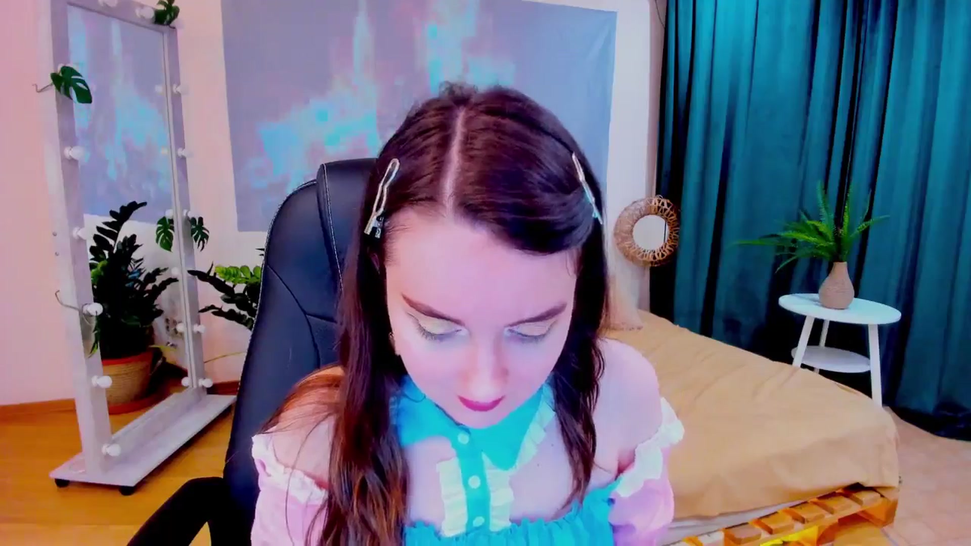 Gallery image thumbnail from Milim_Nava's myfreecams stream on, 06/17/2024, 19:44 image 19 of 20