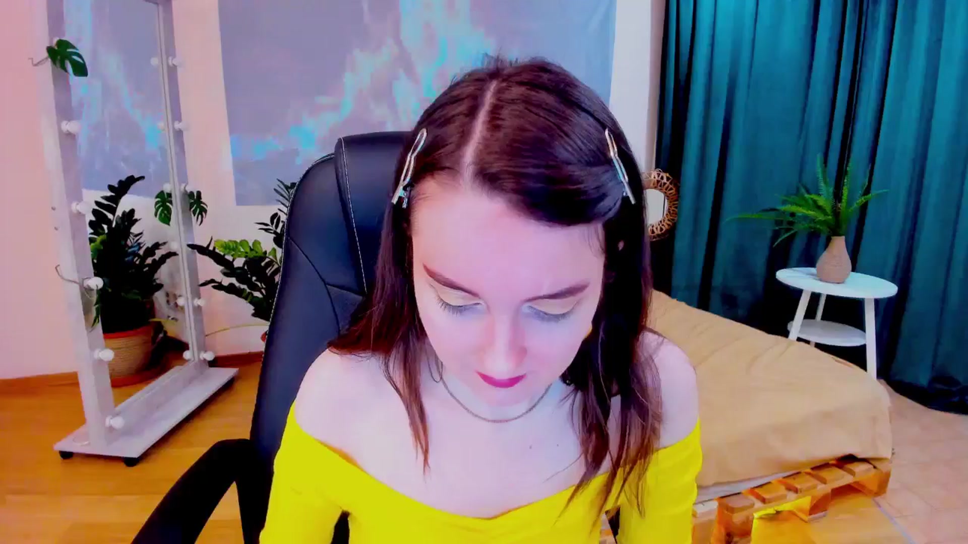 Gallery image thumbnail from Milim_Nava's myfreecams stream on, 06/17/2024, 19:44 image 6 of 20