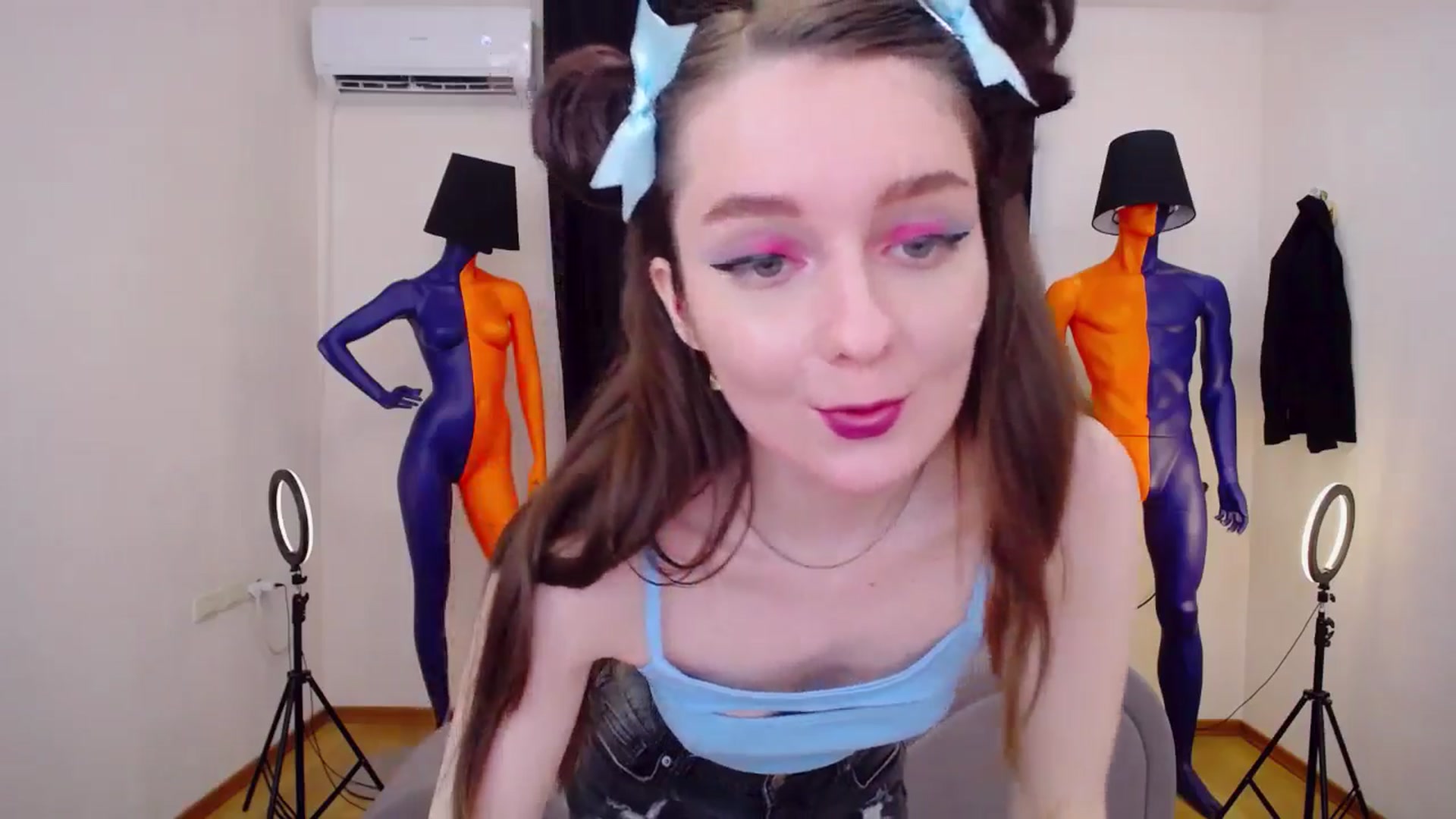 Gallery image thumbnail from Milim_Nava's myfreecams stream on, 06/18/2024, 18:37 image 16 of 20