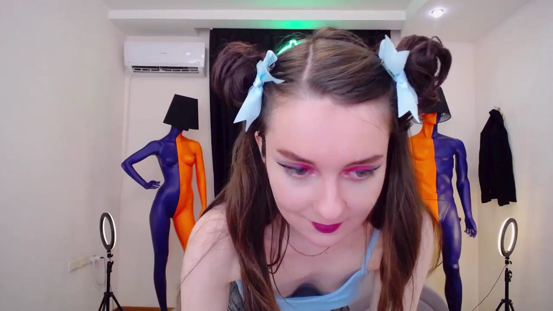Gallery image thumbnail from Milim_Nava's myfreecams stream on, 06/18/2024, 18:37 image 17 of 20