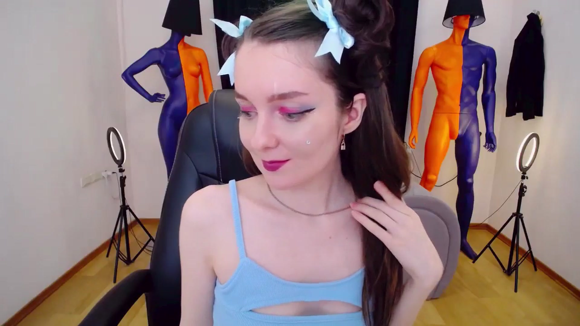 Gallery image thumbnail from Milim_Nava's myfreecams stream on, 06/18/2024, 18:37 image 2 of 20