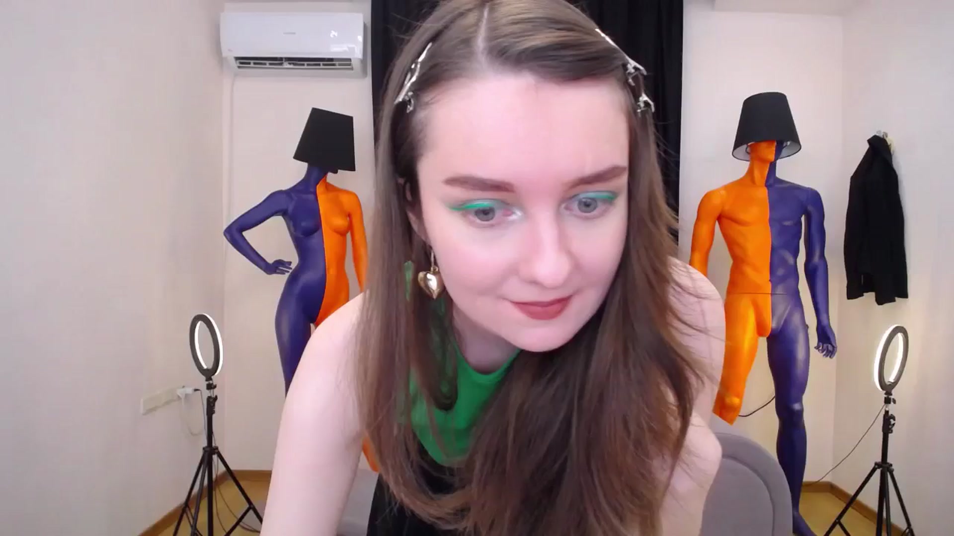 Gallery image thumbnail from Milim_Nava's myfreecams stream on, 06/20/2024, 10:49 image 6 of 20