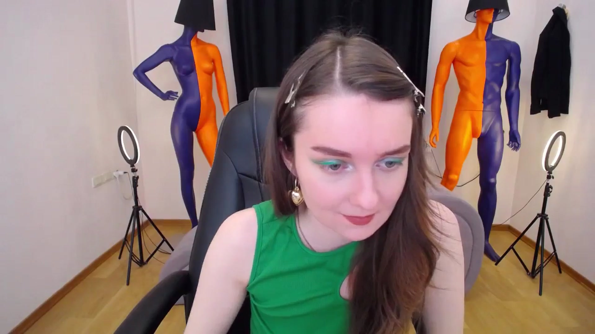 Gallery image thumbnail from Milim_Nava's myfreecams stream on, 06/20/2024, 10:49 image 13 of 20