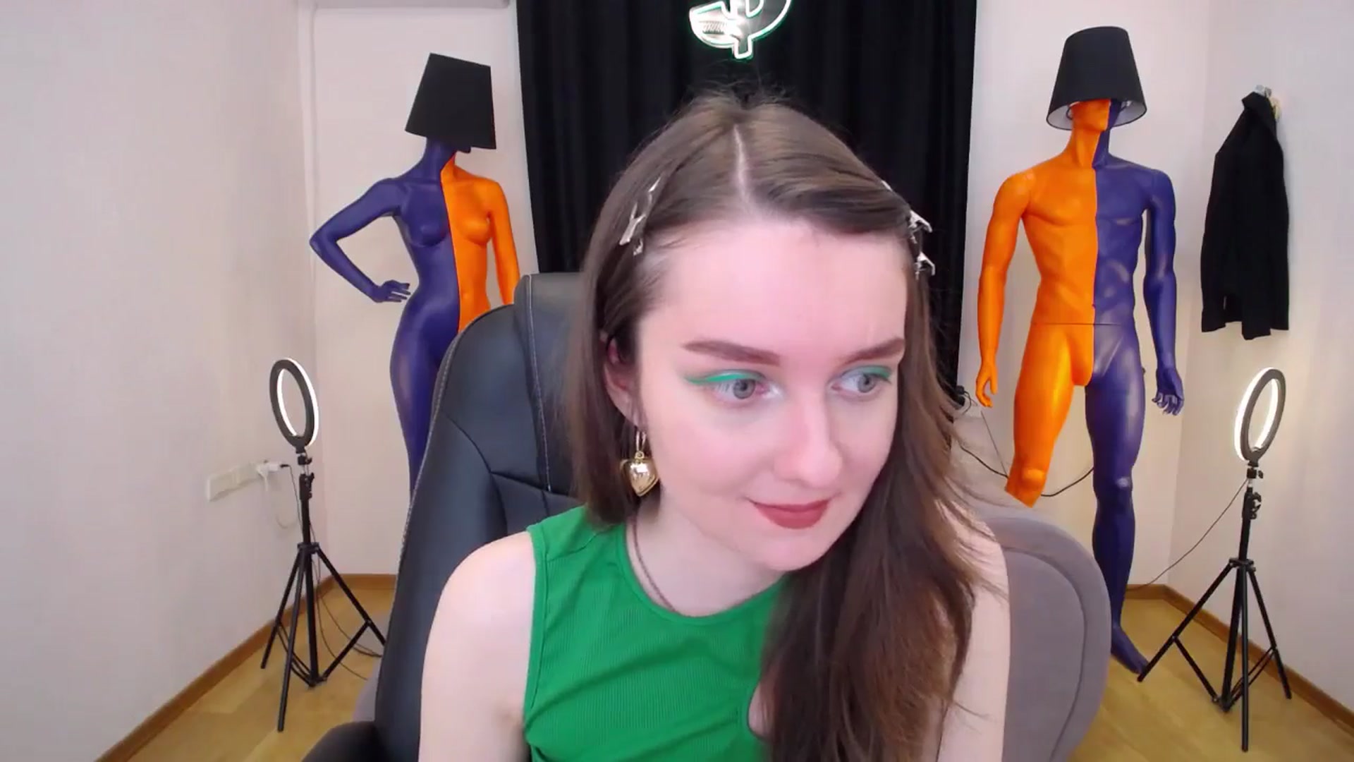 Gallery image thumbnail from Milim_Nava's myfreecams stream on, 06/20/2024, 10:49 image 10 of 20