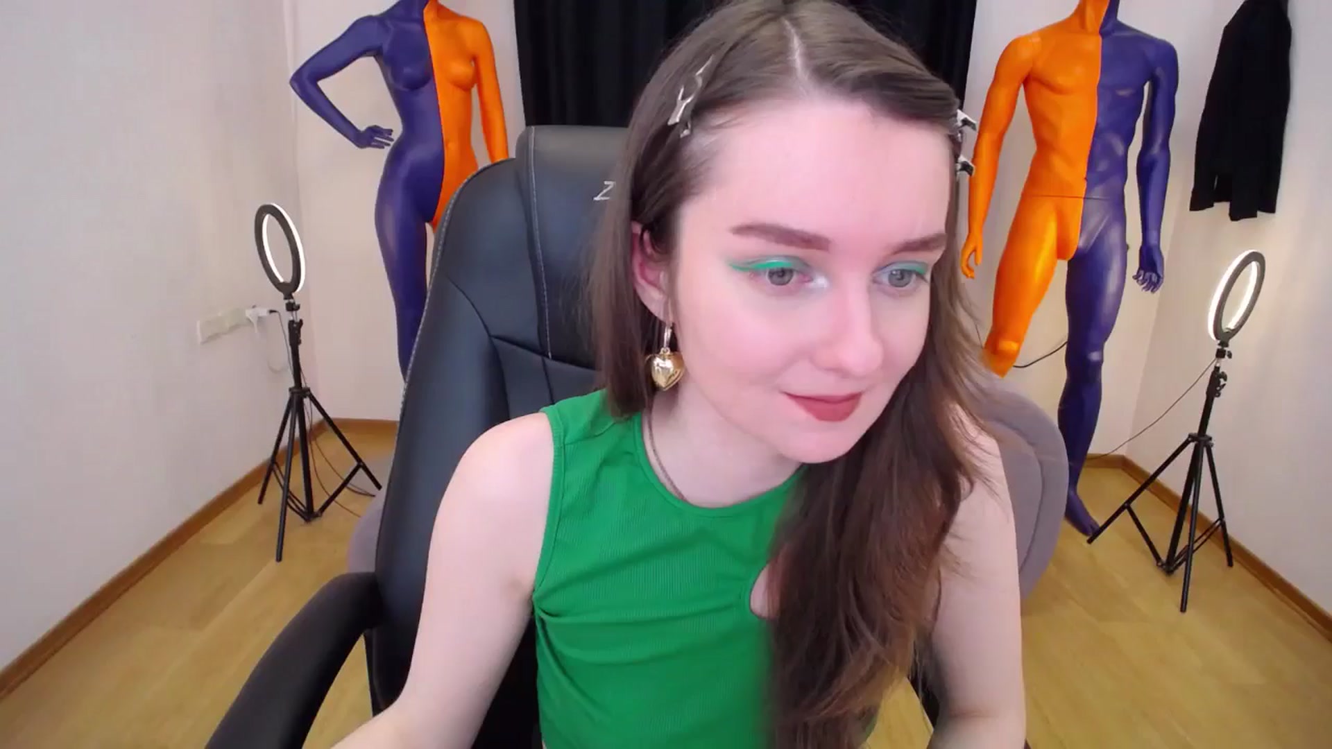 Gallery image thumbnail from Milim_Nava's myfreecams stream on, 06/20/2024, 10:49 image 9 of 20