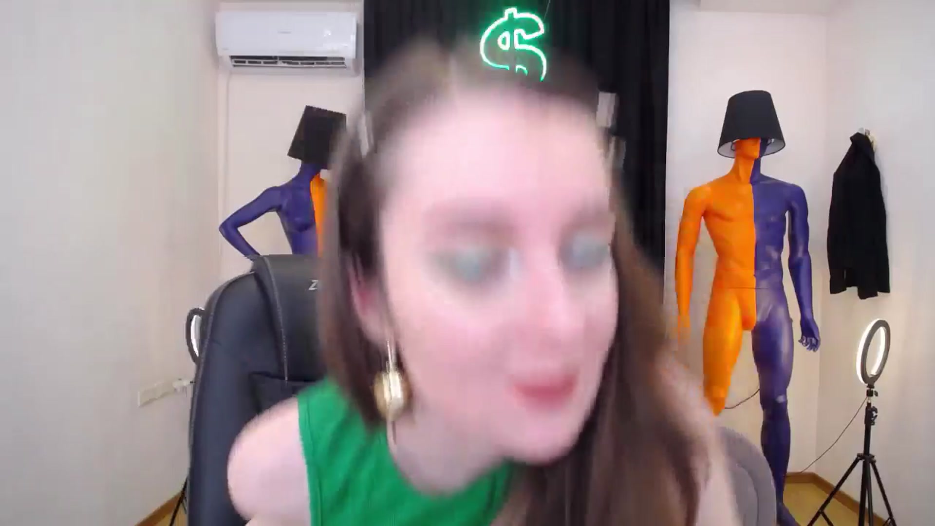 Gallery image thumbnail from Milim_Nava's myfreecams stream on, 06/20/2024, 10:49 image 8 of 20