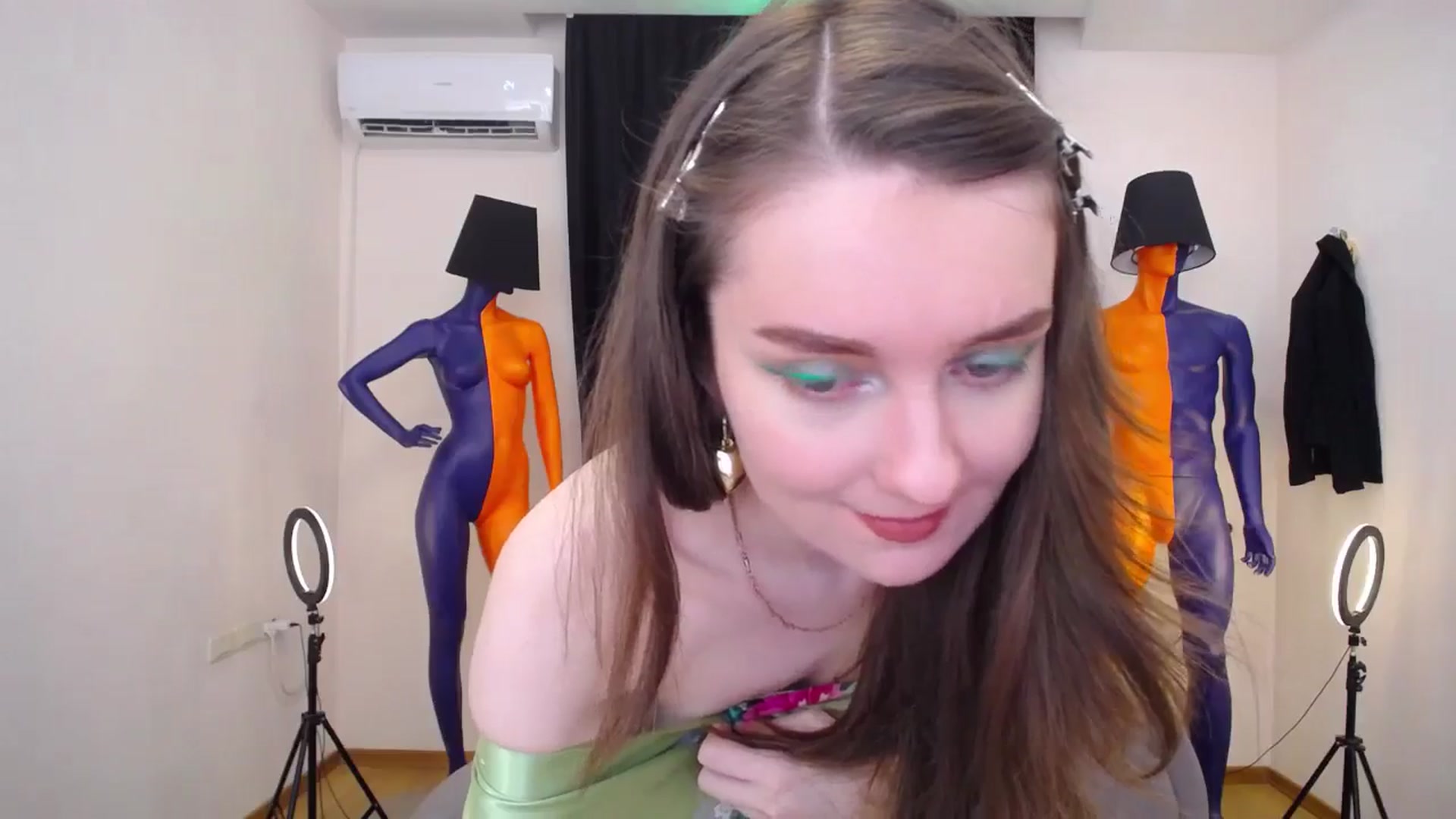 Gallery image thumbnail from Milim_Nava's myfreecams stream on, 06/20/2024, 11:14 image 7 of 20