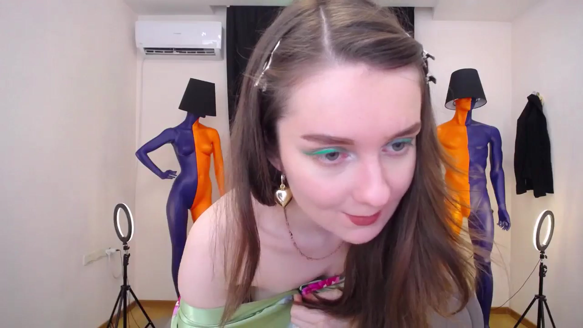 Gallery image thumbnail from Milim_Nava's myfreecams stream on, 06/20/2024, 11:14 image 6 of 20