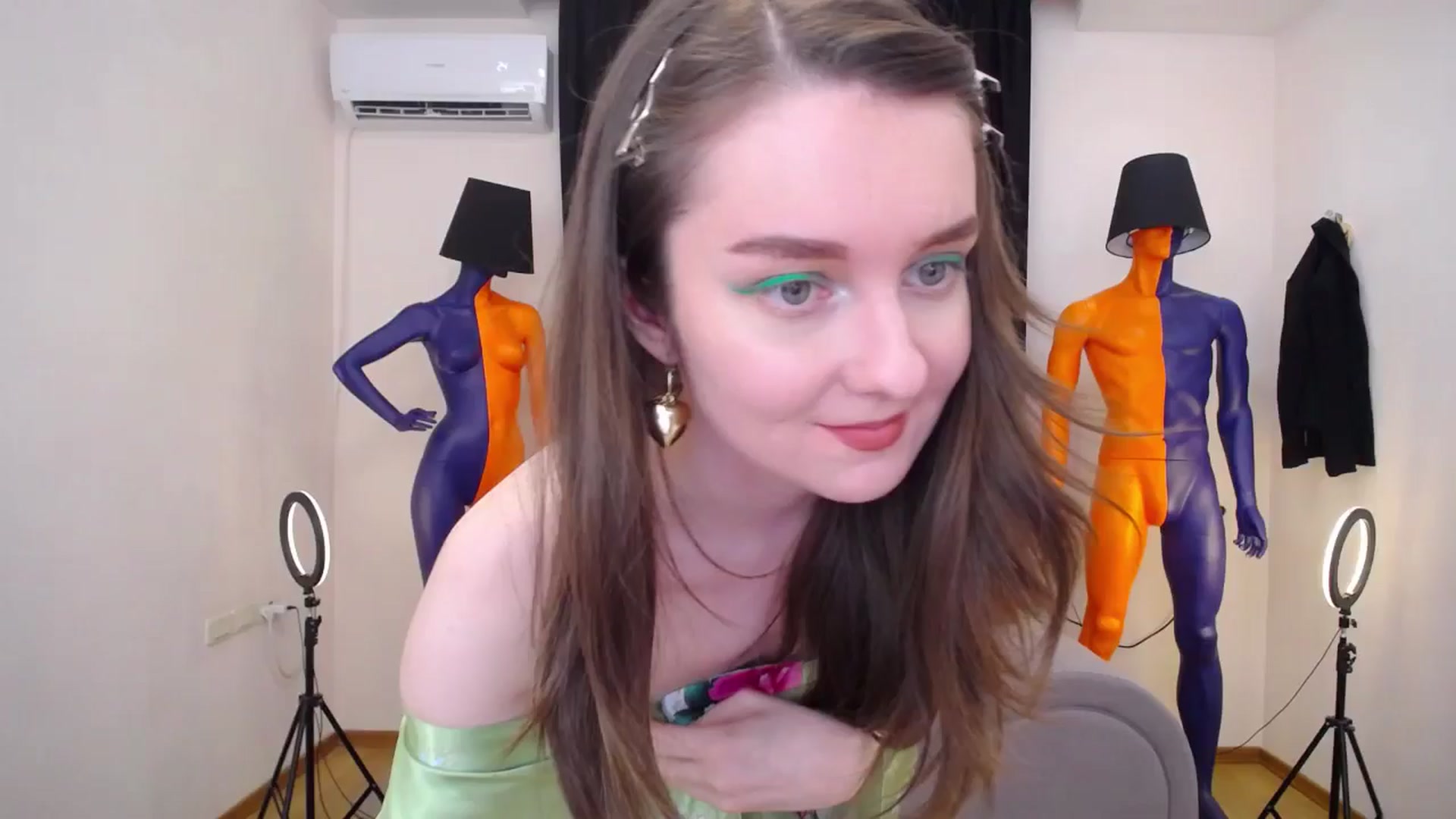 Gallery image thumbnail from Milim_Nava's myfreecams stream on, 06/20/2024, 12:48 image 9 of 20
