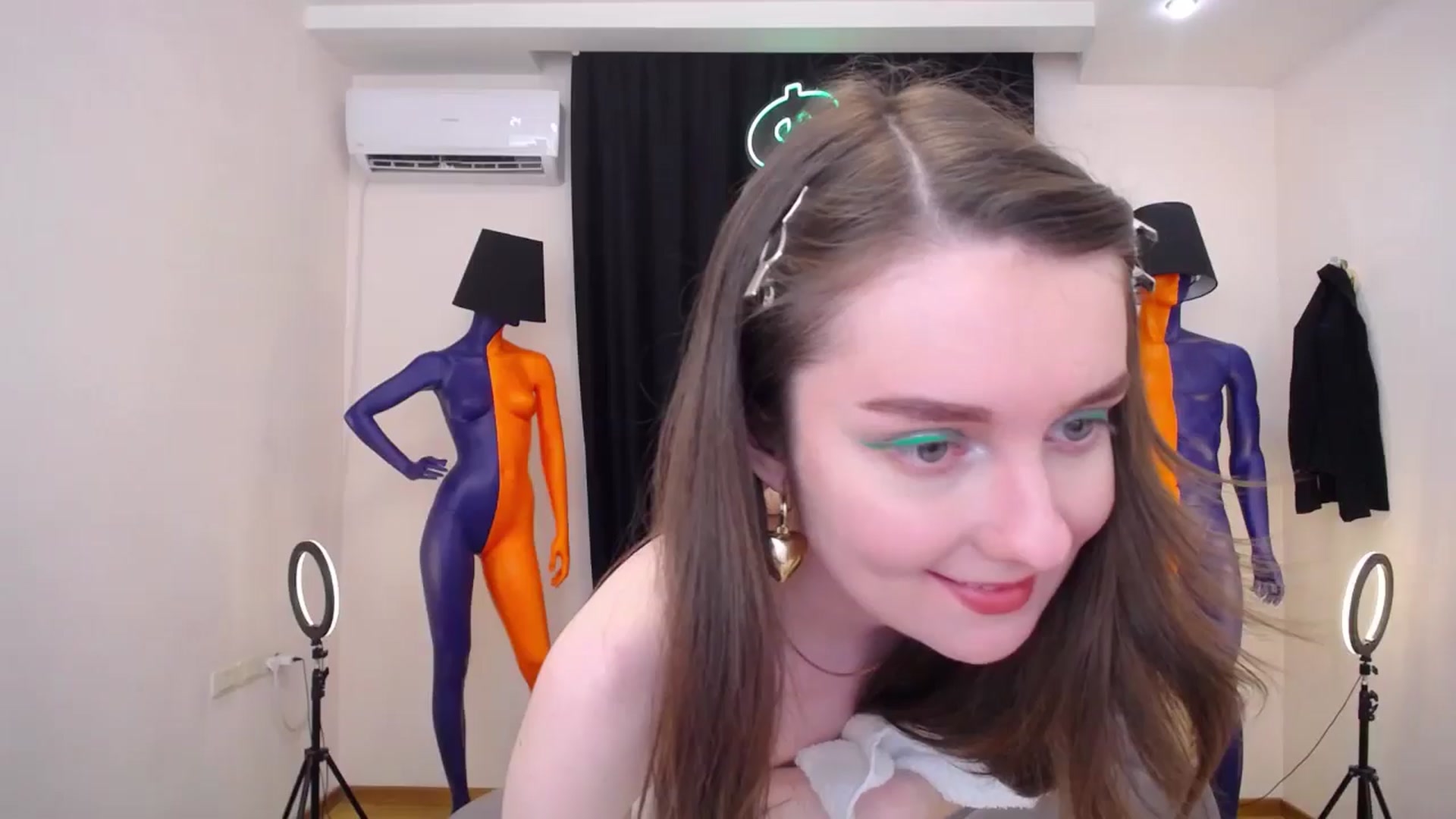 Gallery image thumbnail from Milim_Nava's myfreecams stream on, 06/20/2024, 13:42 image 7 of 20